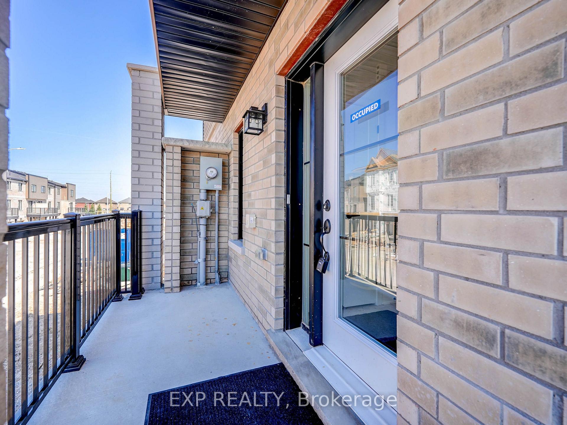 Photo 6 of 30 Wheatfield Road, Barrie, Innis-Shore — HOMEH