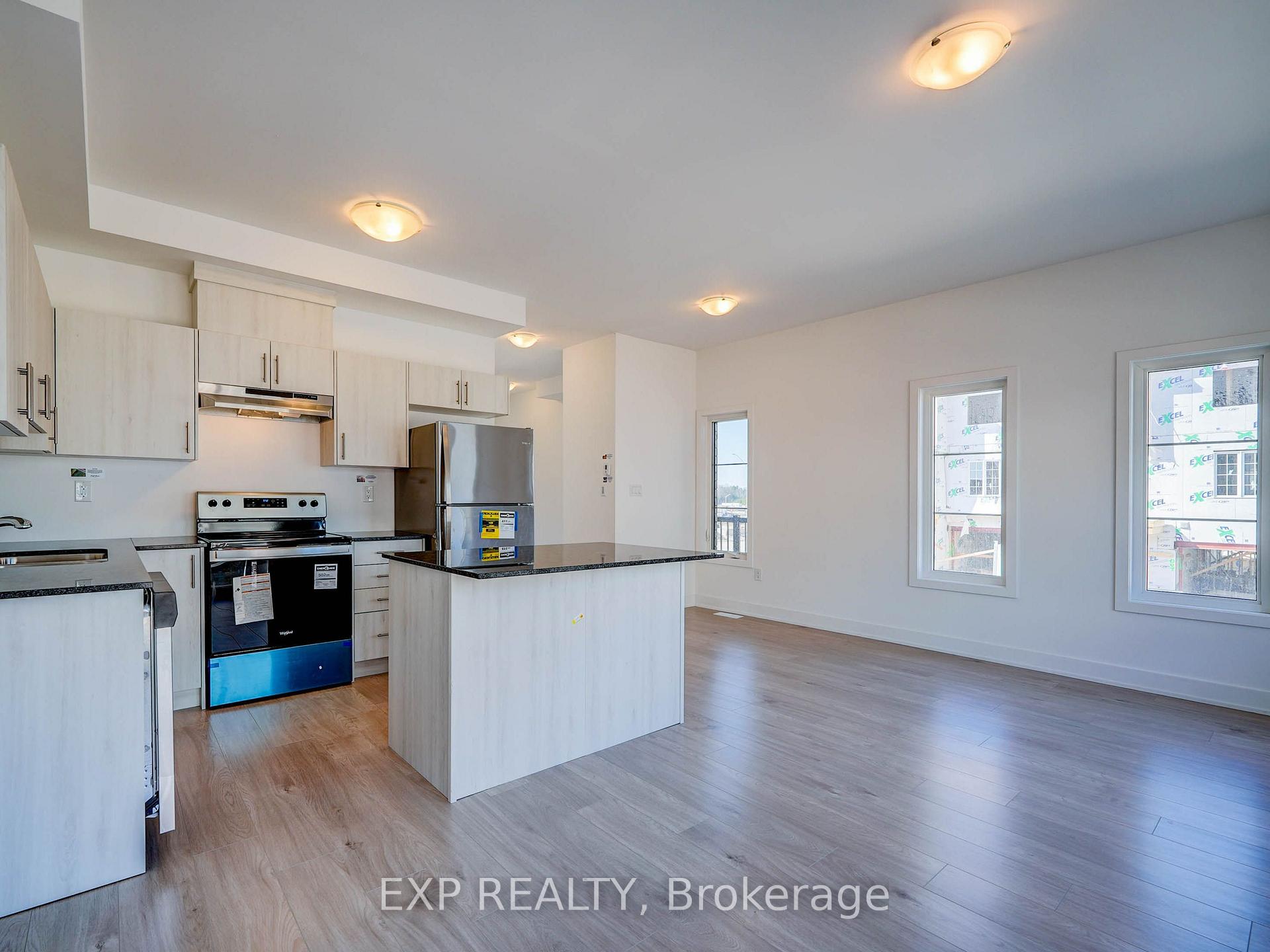 Photo 14 of 30 Wheatfield Road, Barrie, Innis-Shore — HOMEH