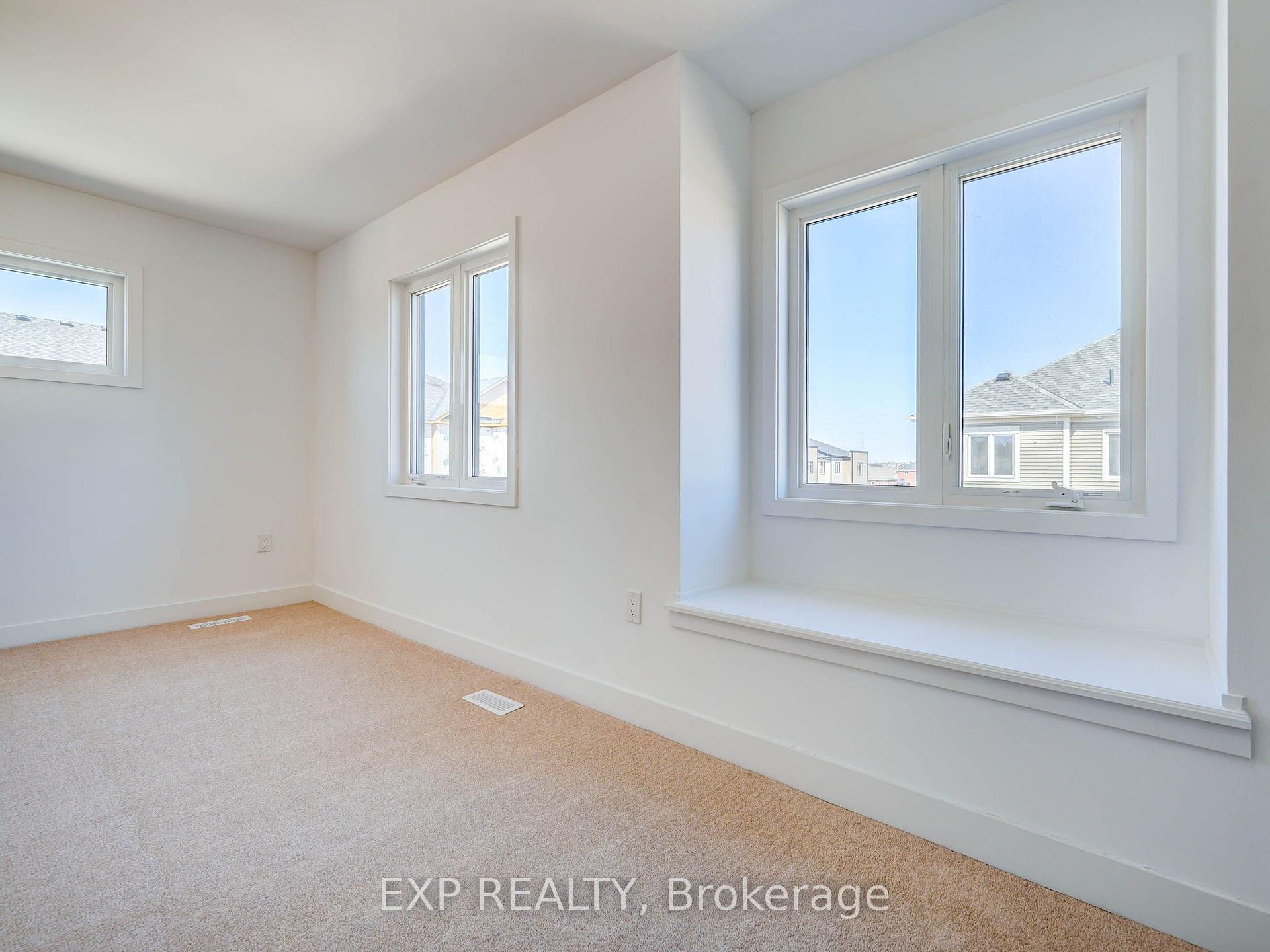 Photo 23 of 30 Wheatfield Road, Barrie, Innis-Shore — HOMEH