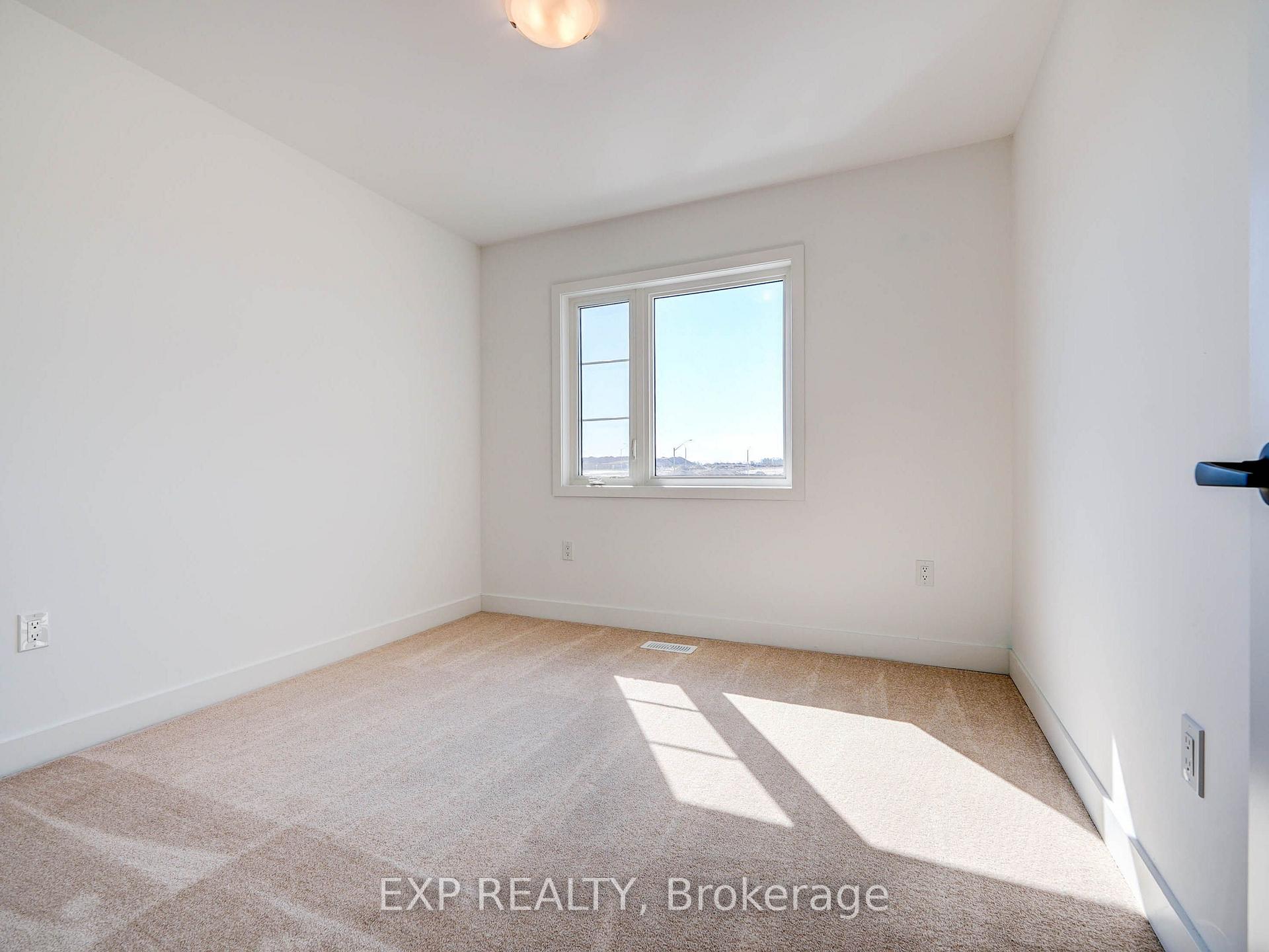 Photo 32 of 30 Wheatfield Road, Barrie, Innis-Shore — HOMEH