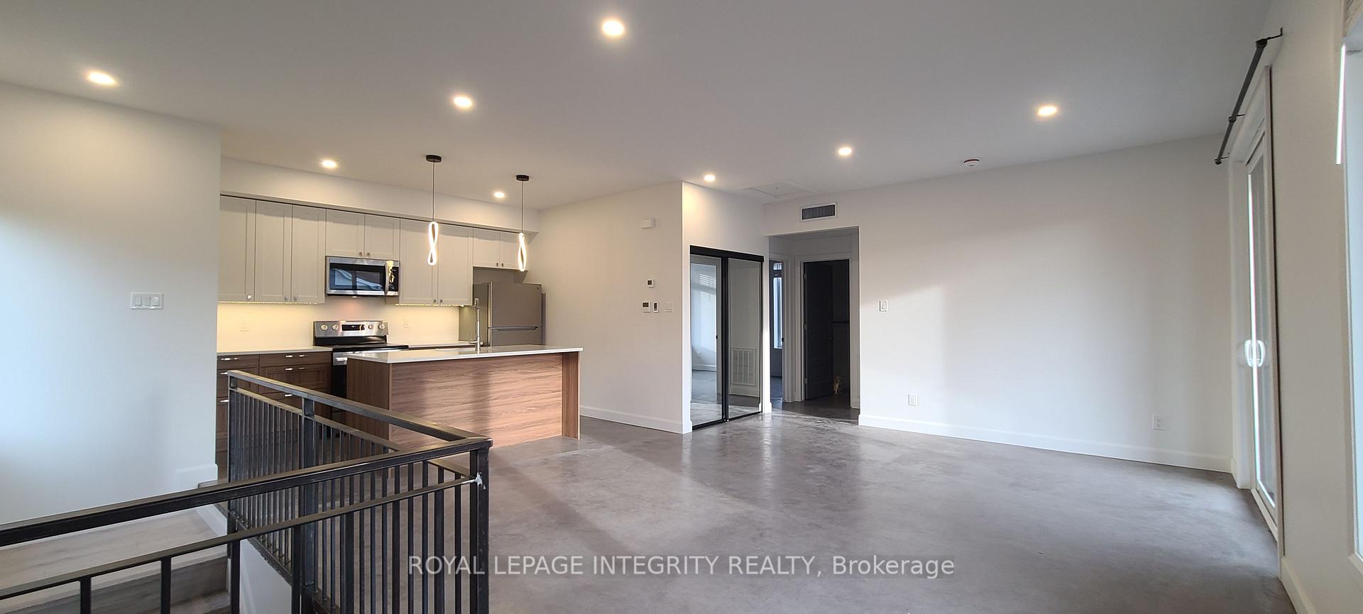 Photo 4 of Unit Unit A, 398 Marguerite Avenue, Ottawa, Vanier — HOMEH