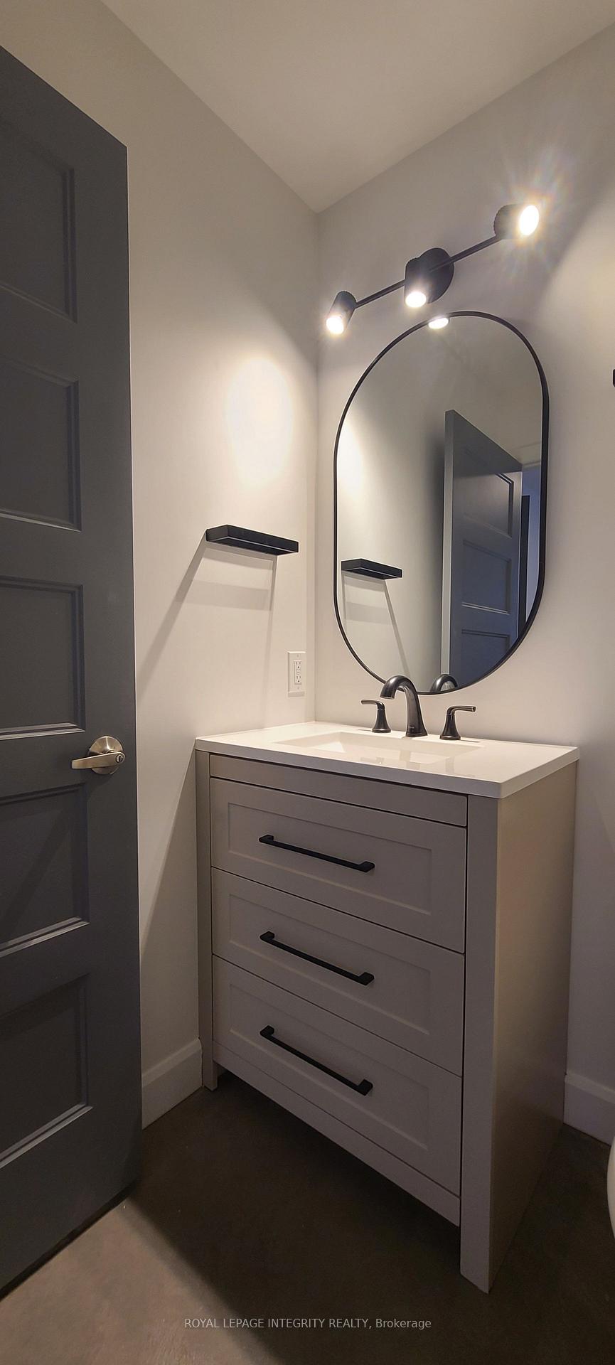 Photo 6 of Unit Unit A, 398 Marguerite Avenue, Ottawa, Vanier — HOMEH