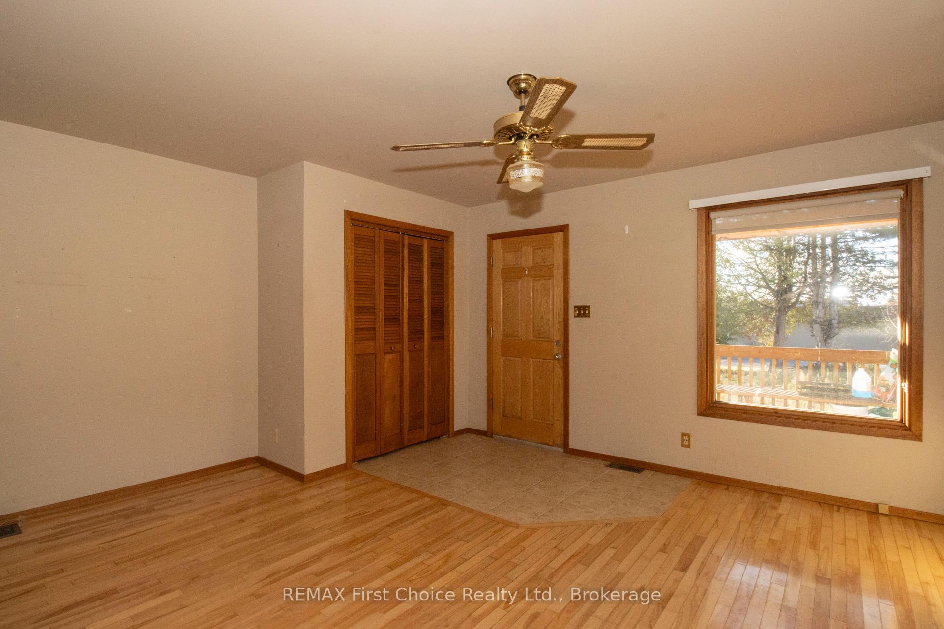 Photo 20 of 729 Hodder Avenue, Thunder Bay, Current River — HOMEH