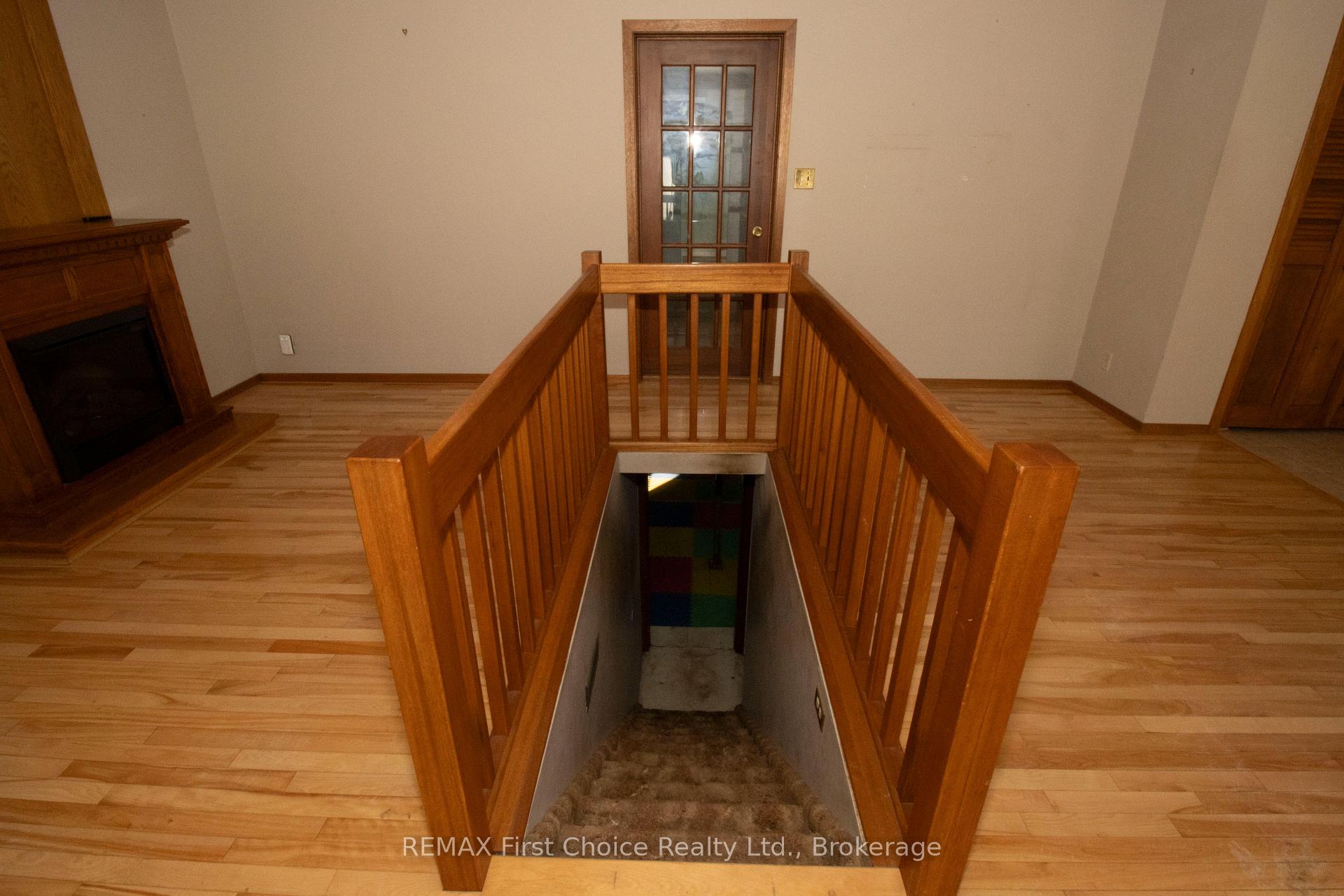 Photo 22 of 729 Hodder Avenue, Thunder Bay, Current River — HOMEH