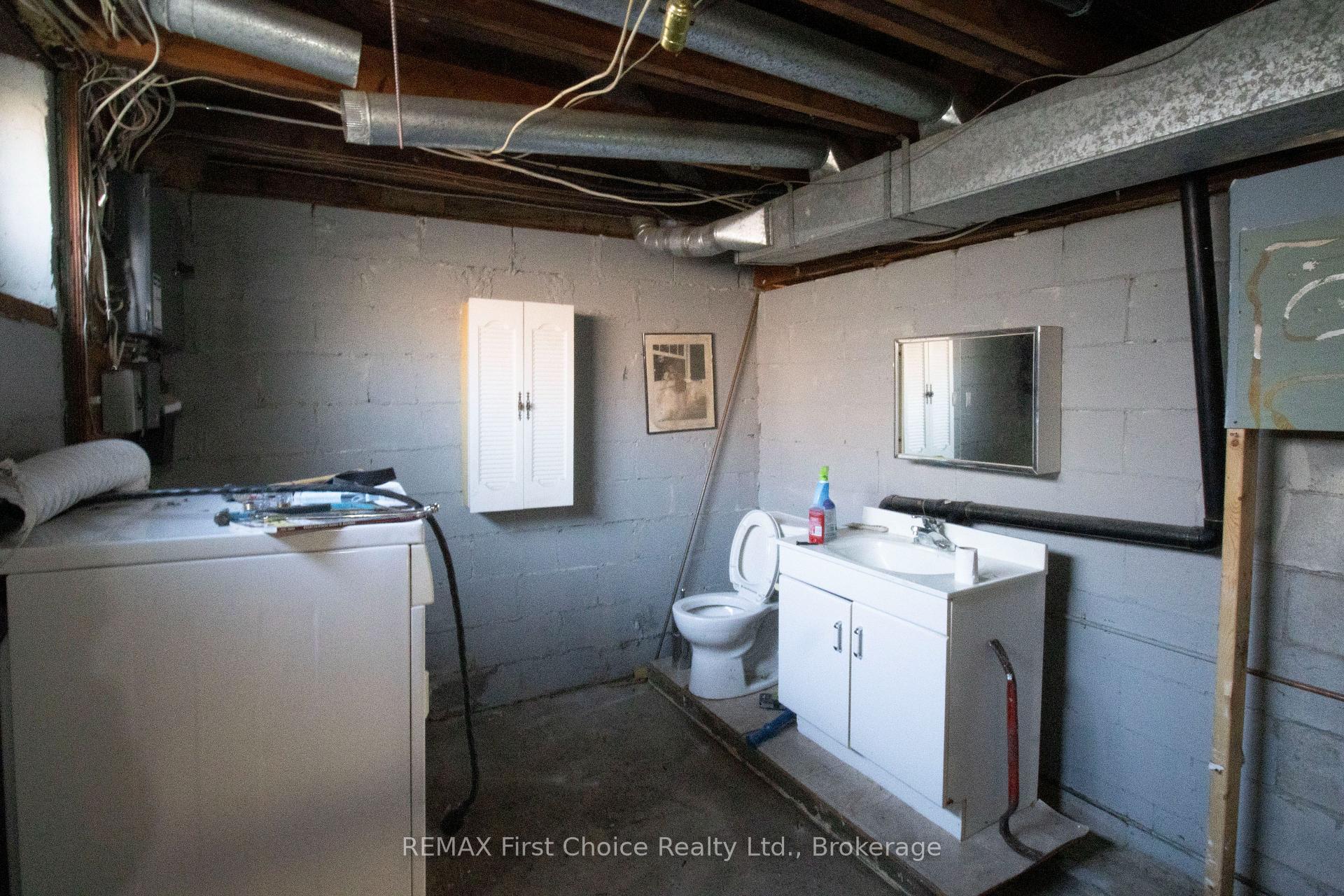 Photo 25 of 729 Hodder Avenue, Thunder Bay, Current River — HOMEH