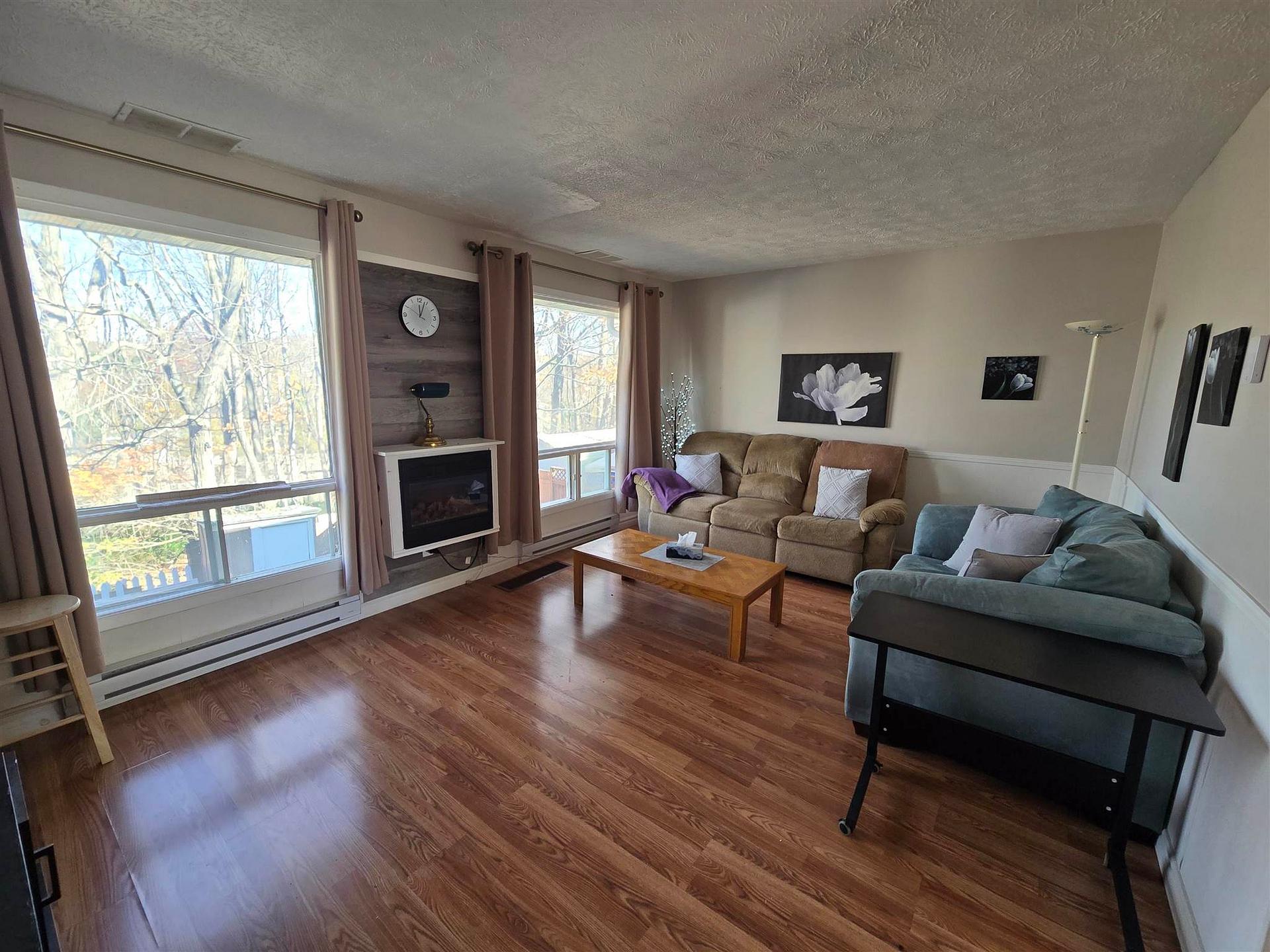 Photo 10 of 8 Bailey Lane, Elliot Lake — HOMEH