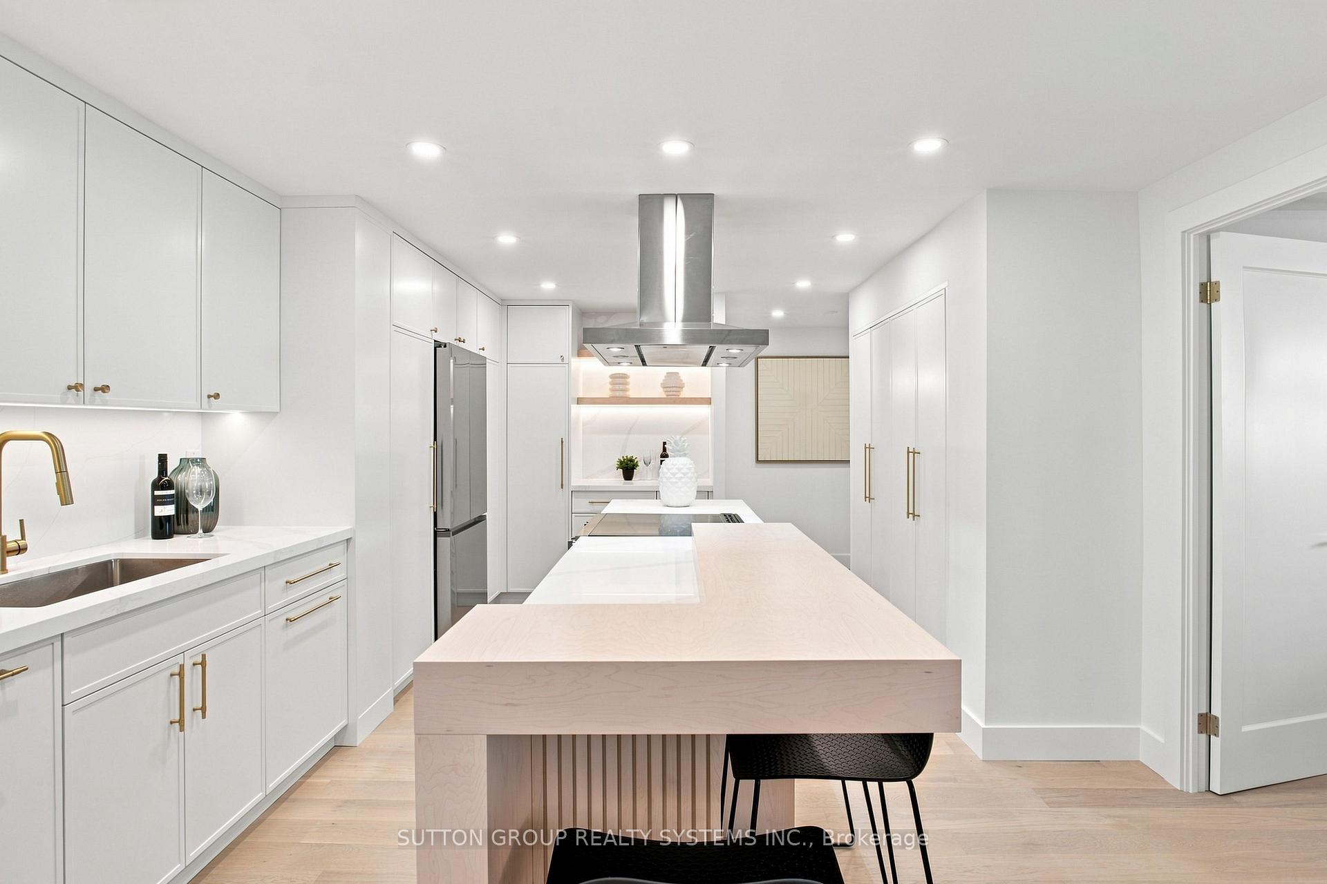 Photo 14 of Unit 1504, 812 Burnhamthorpe Road, Etobicoke, Markland Wood — HOMEH