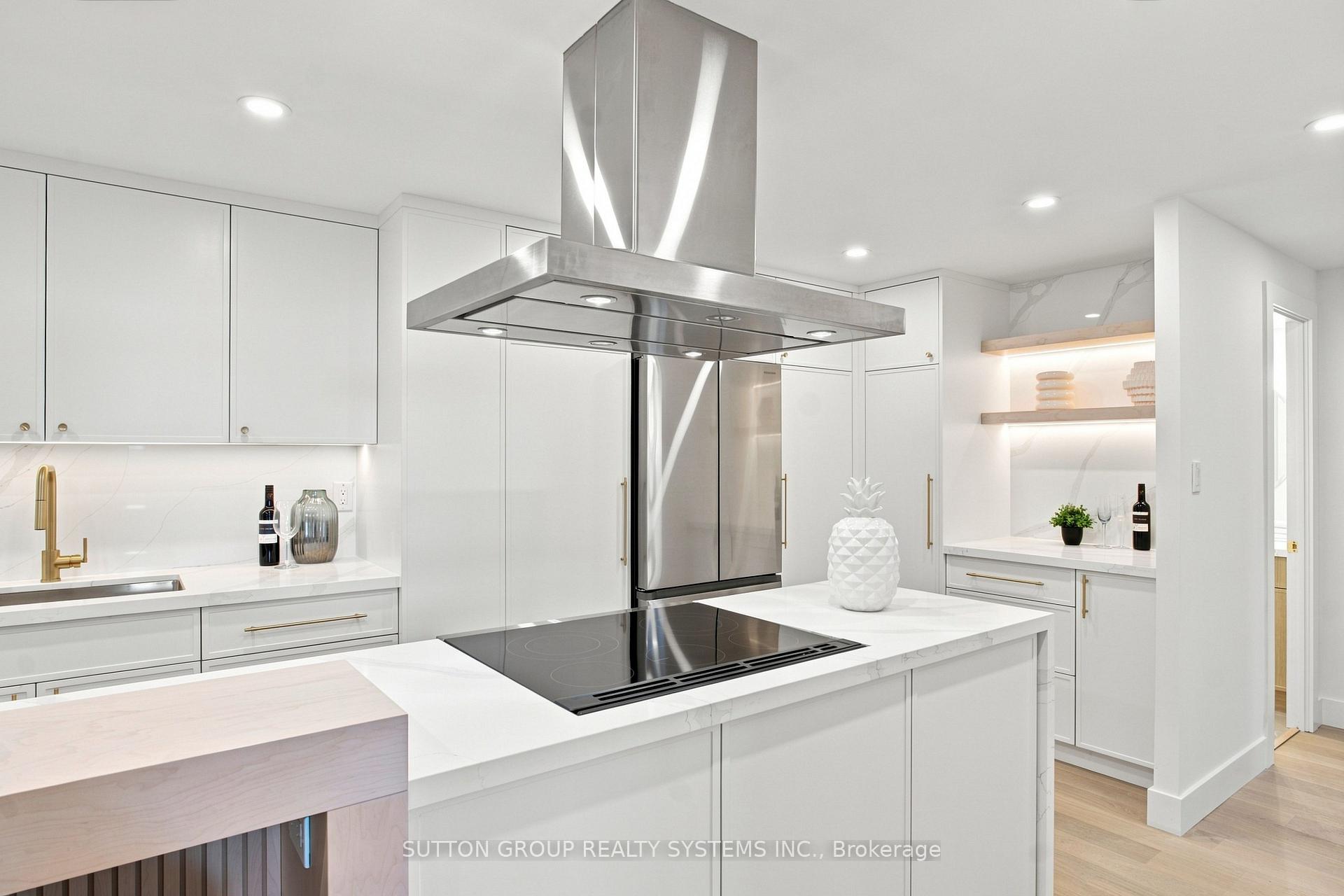 Photo 17 of Unit 1504, 812 Burnhamthorpe Road, Etobicoke, Markland Wood — HOMEH