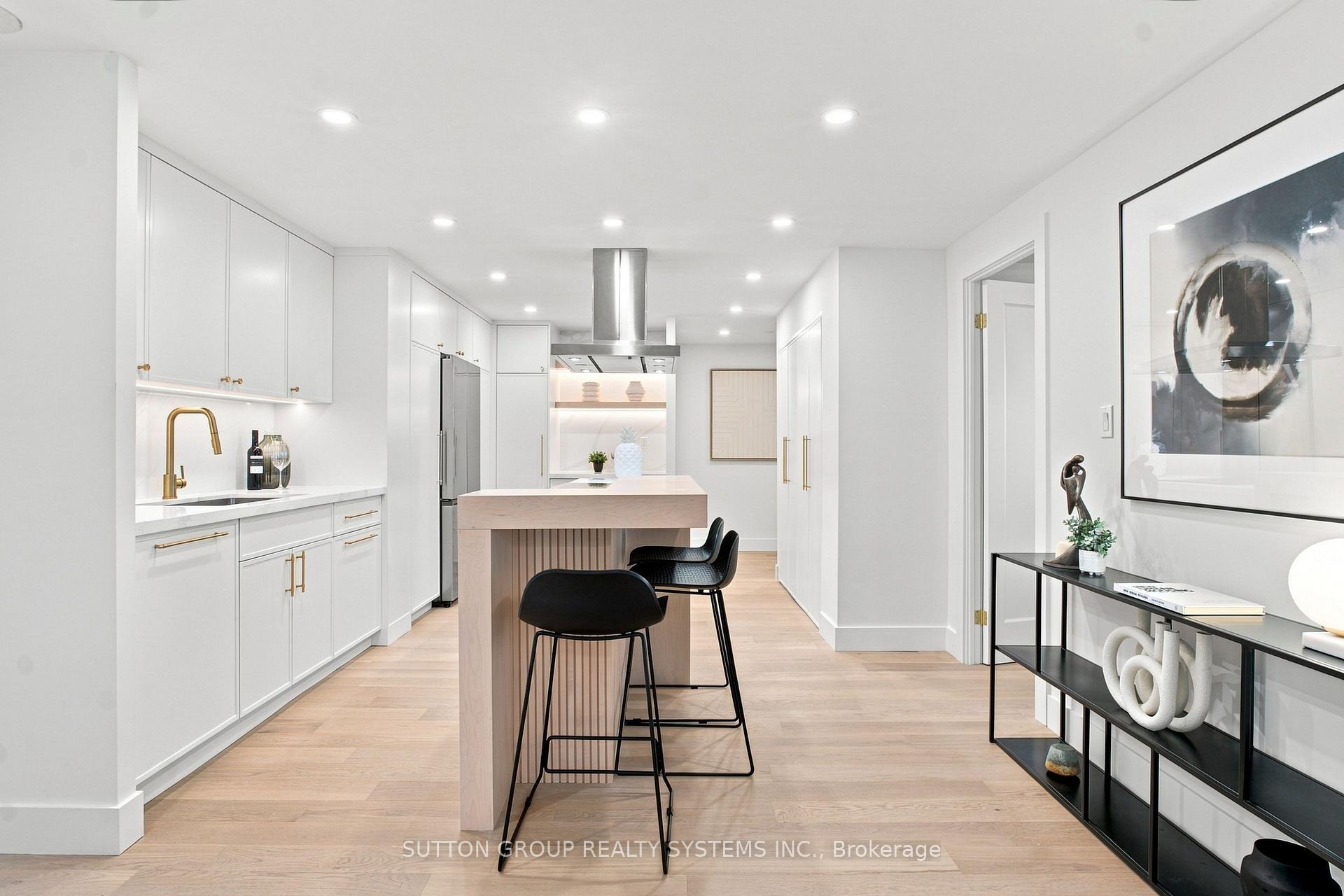 Photo 20 of Unit 1504, 812 Burnhamthorpe Road, Etobicoke, Markland Wood — HOMEH