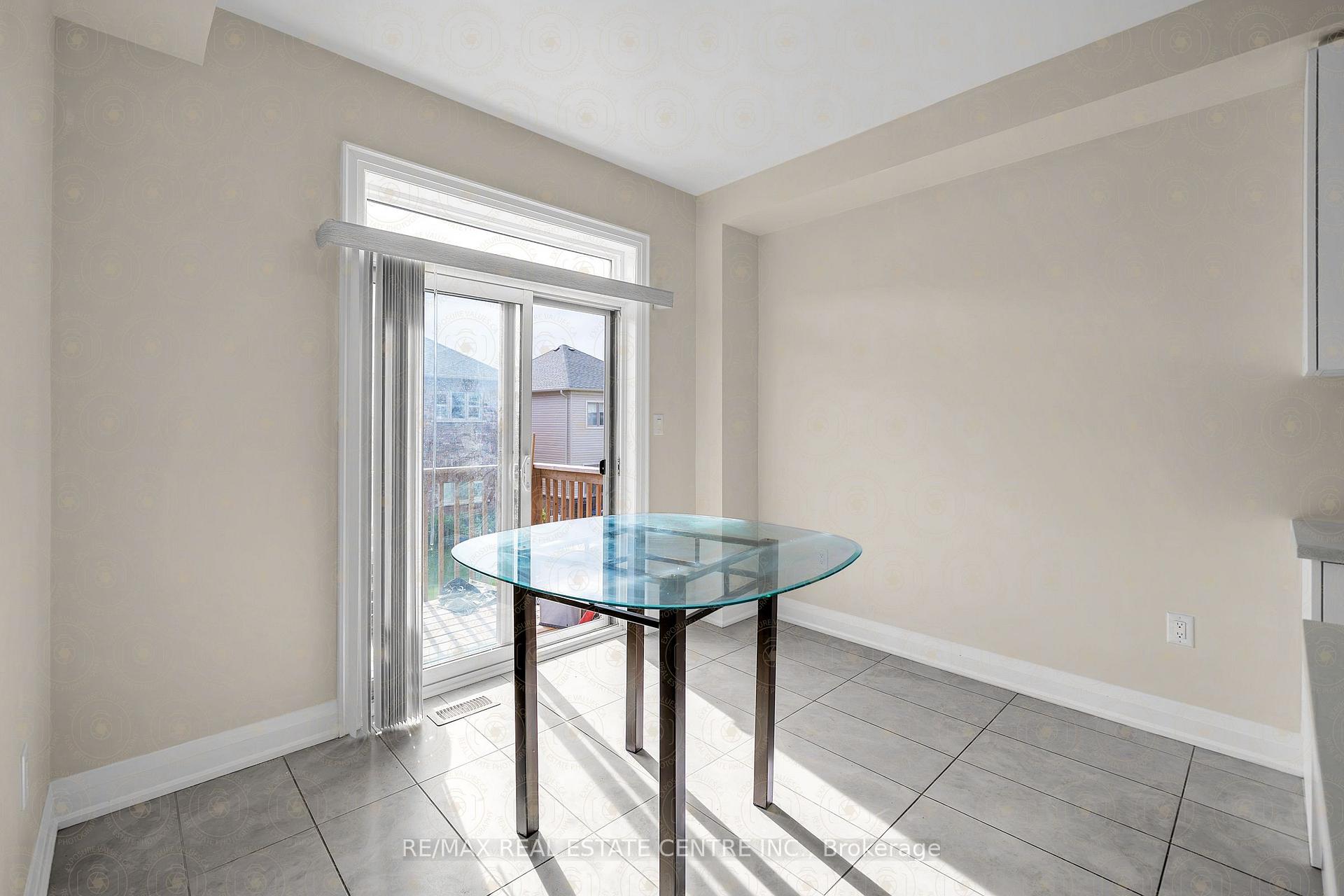 Photo 8 of 43 Northrop Avenue, Clarington, Newcastle — HOMEH