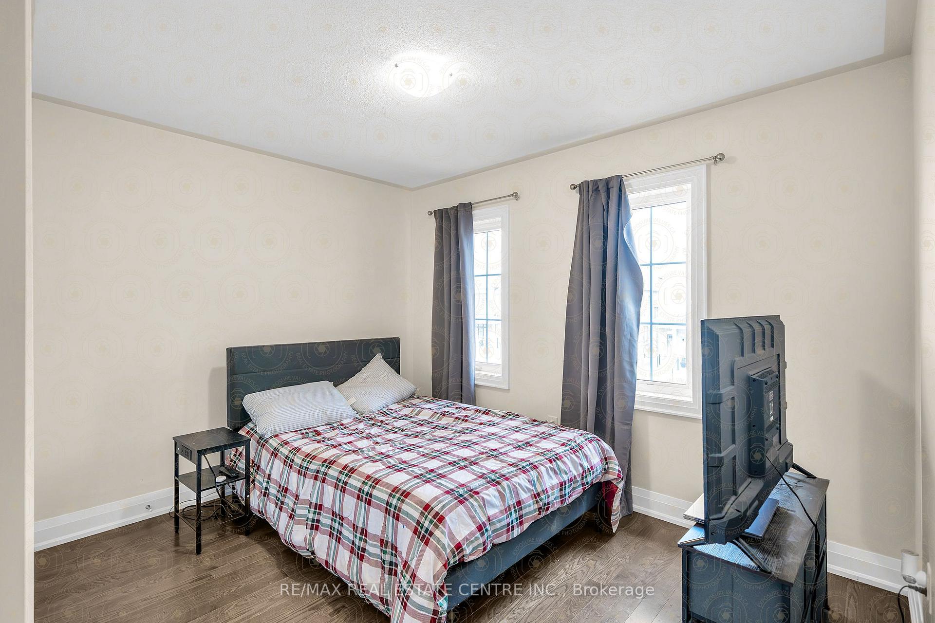 Photo 14 of 43 Northrop Avenue, Clarington, Newcastle — HOMEH