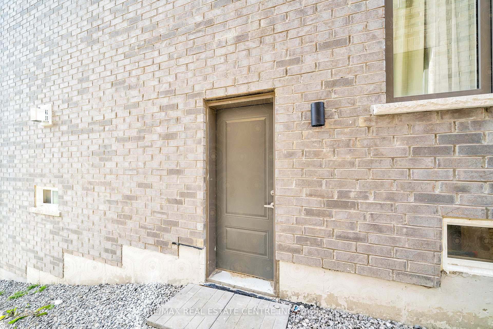 Photo 19 of 43 Northrop Avenue, Clarington, Newcastle — HOMEH