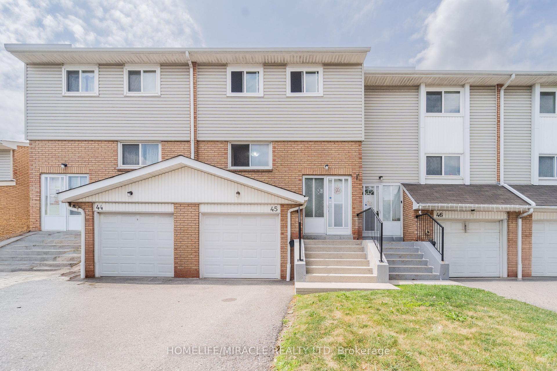 Photo 2 of 45 Lincoln Court, Brampton, Bramalea West Industrial — HOMEH