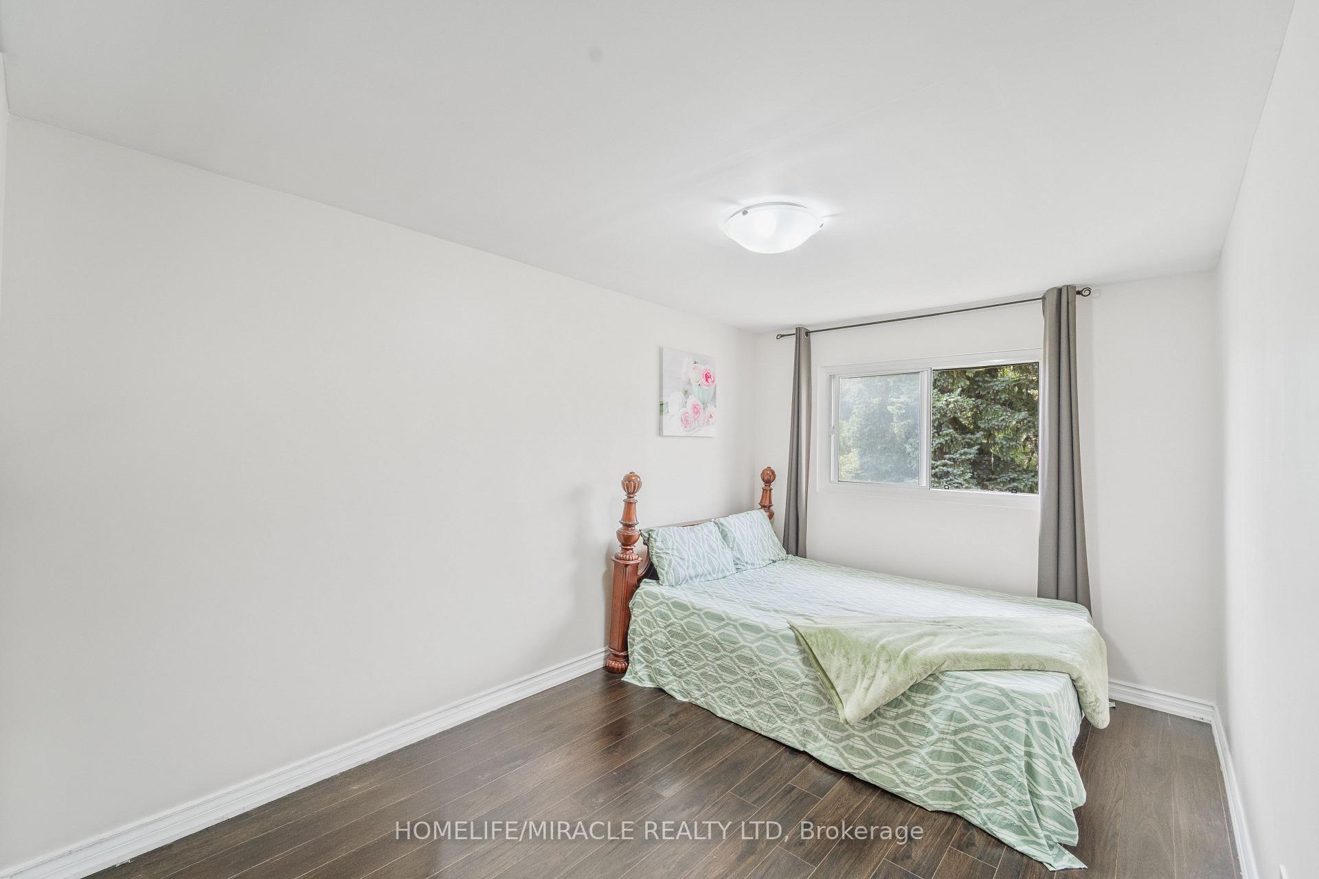 Photo 21 of 45 Lincoln Court, Brampton, Bramalea West Industrial — HOMEH