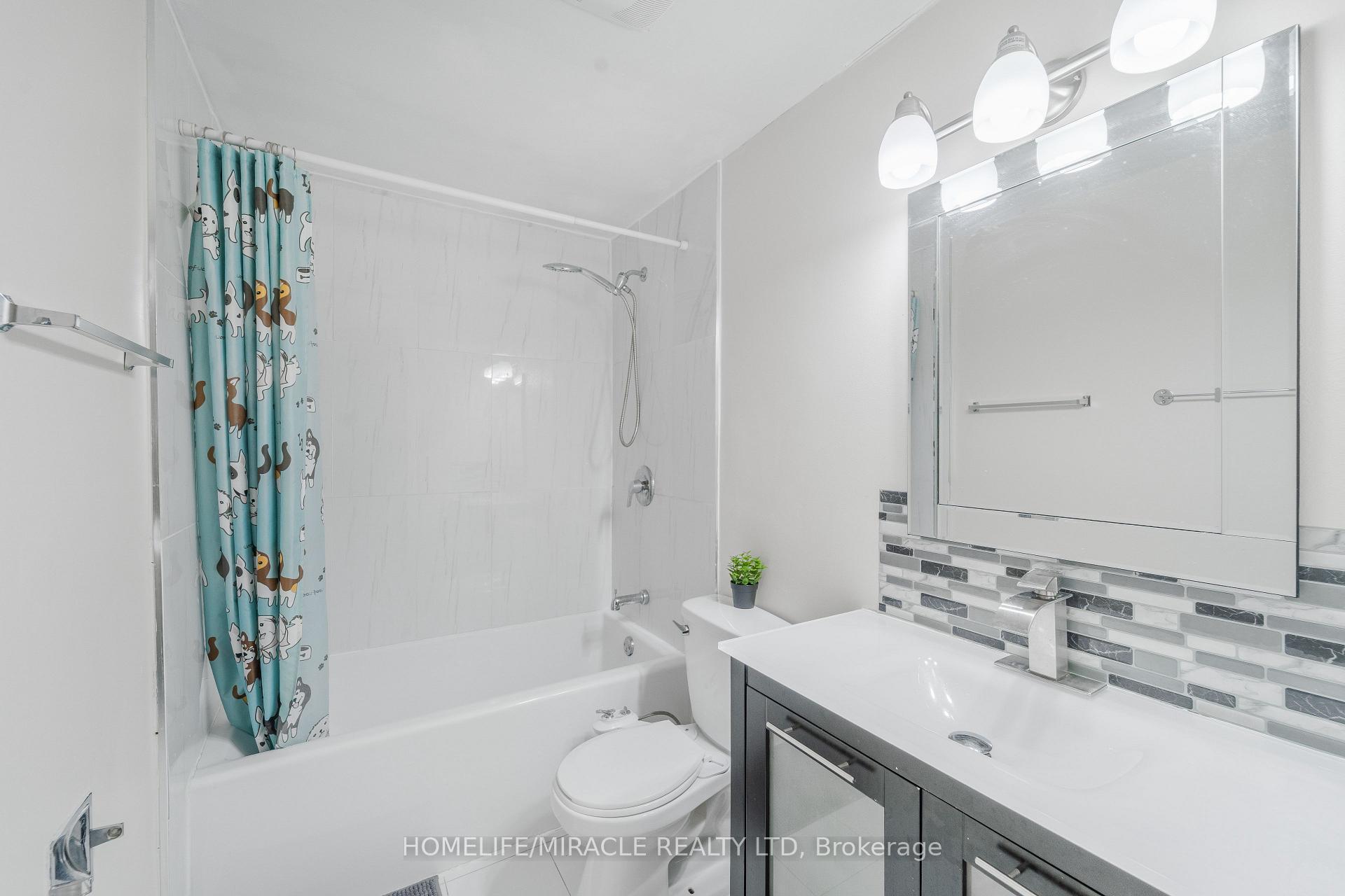 Photo 23 of 45 Lincoln Court, Brampton, Bramalea West Industrial — HOMEH