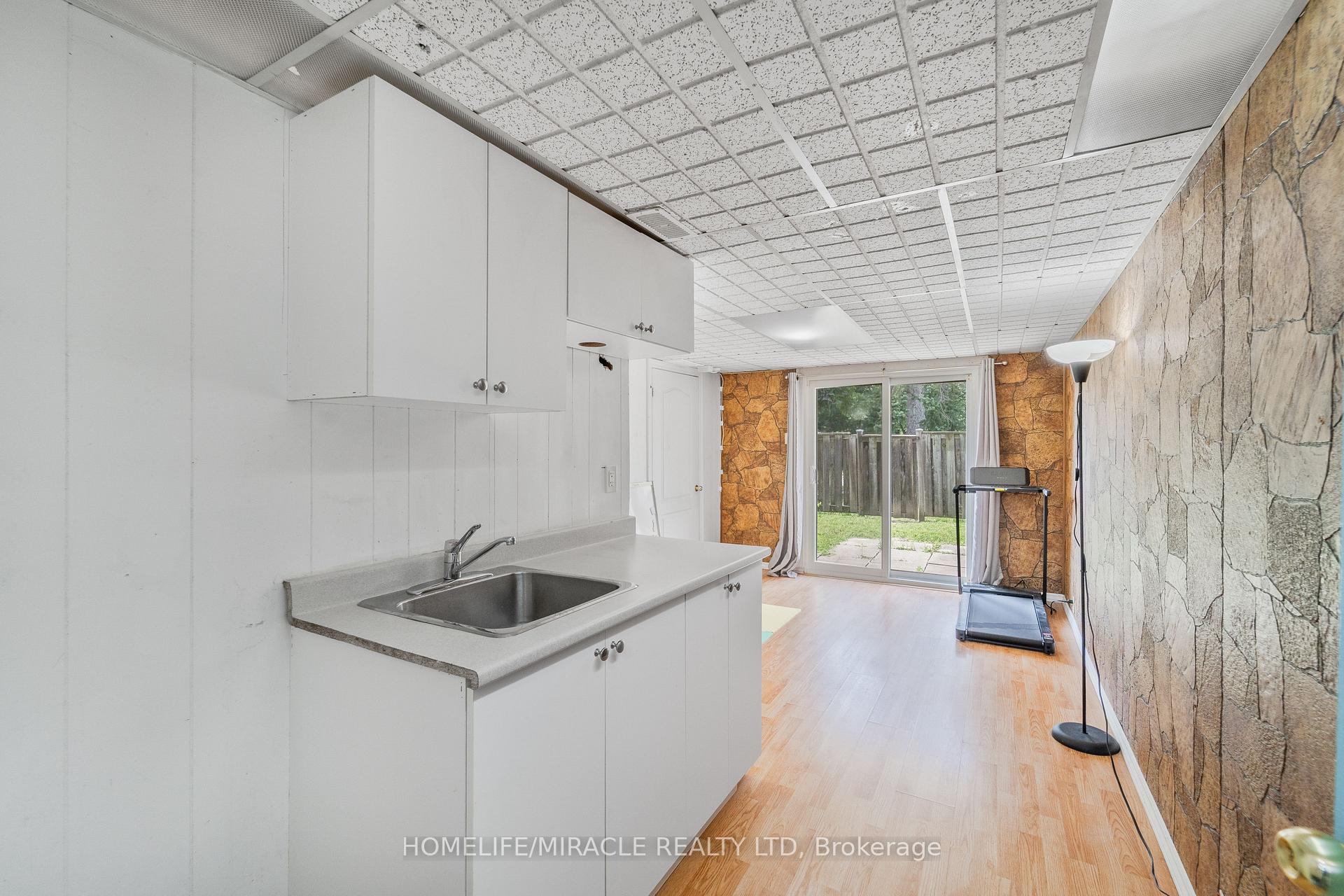 Photo 27 of 45 Lincoln Court, Brampton, Bramalea West Industrial — HOMEH