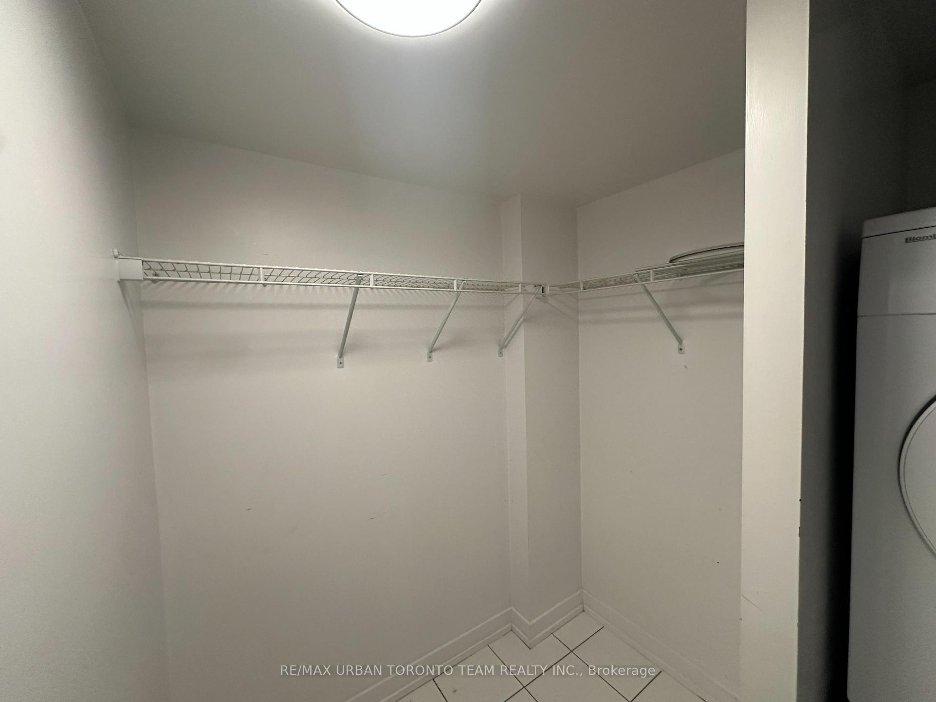 Photo 13 of Unit 707, 125 Redpath Avenue, Toronto, Mount Pleasant West — HOMEH