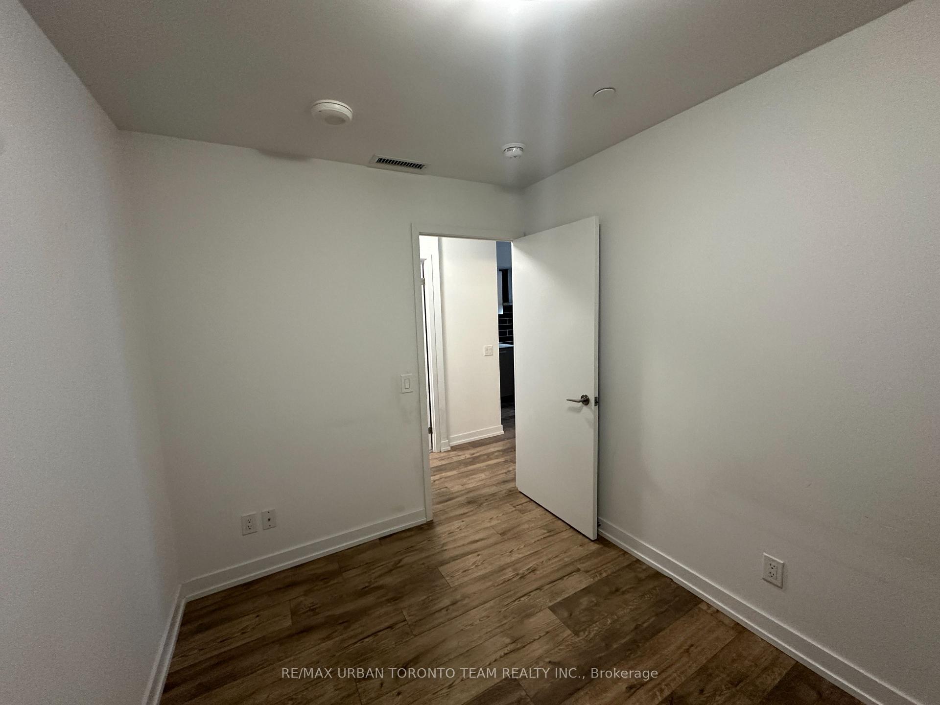 Photo 15 of Unit 707, 125 Redpath Avenue, Toronto, Mount Pleasant West — HOMEH