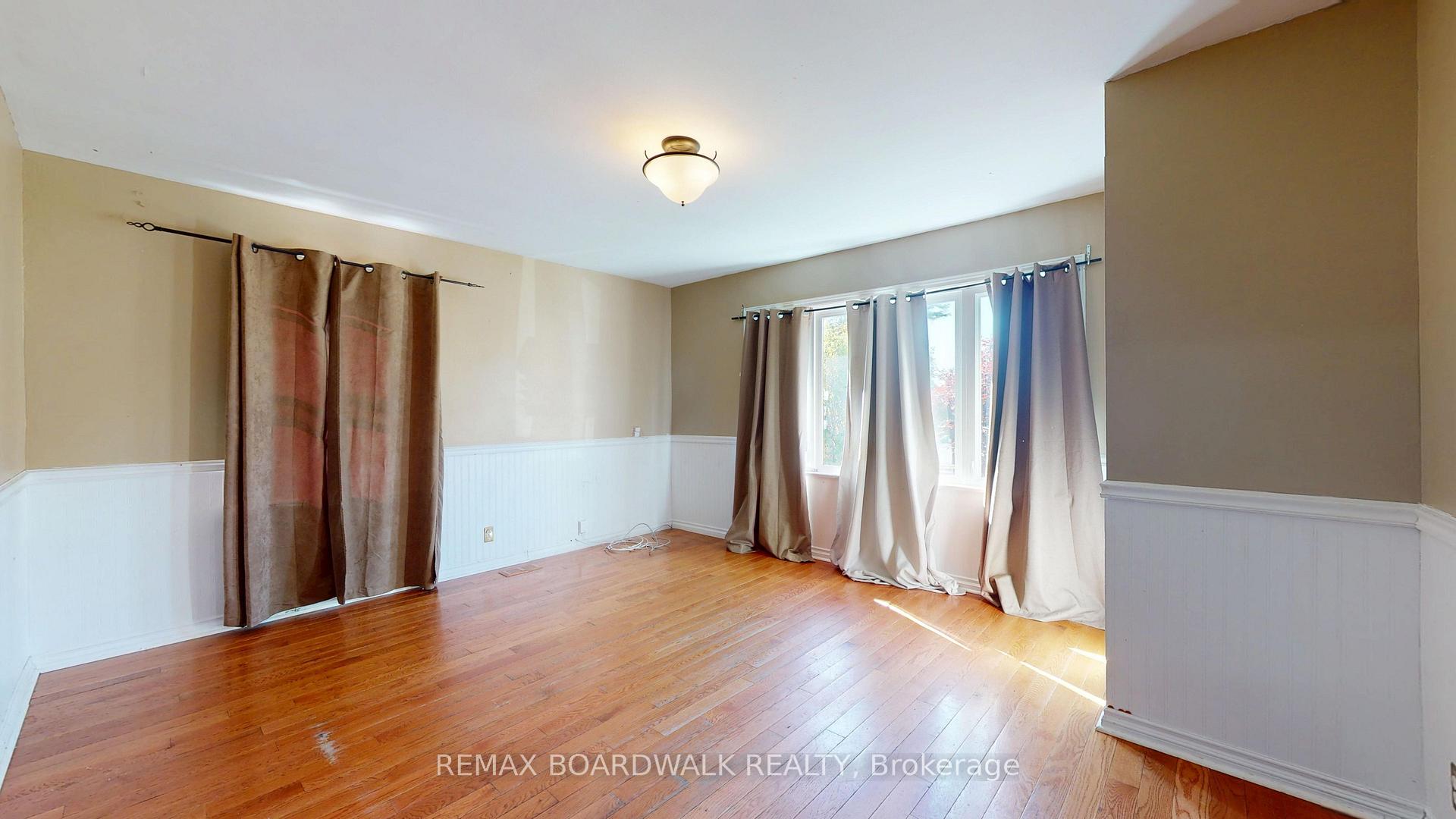 Photo 7 of 31 Wright Crescent, Brockville, Brockville — HOMEH