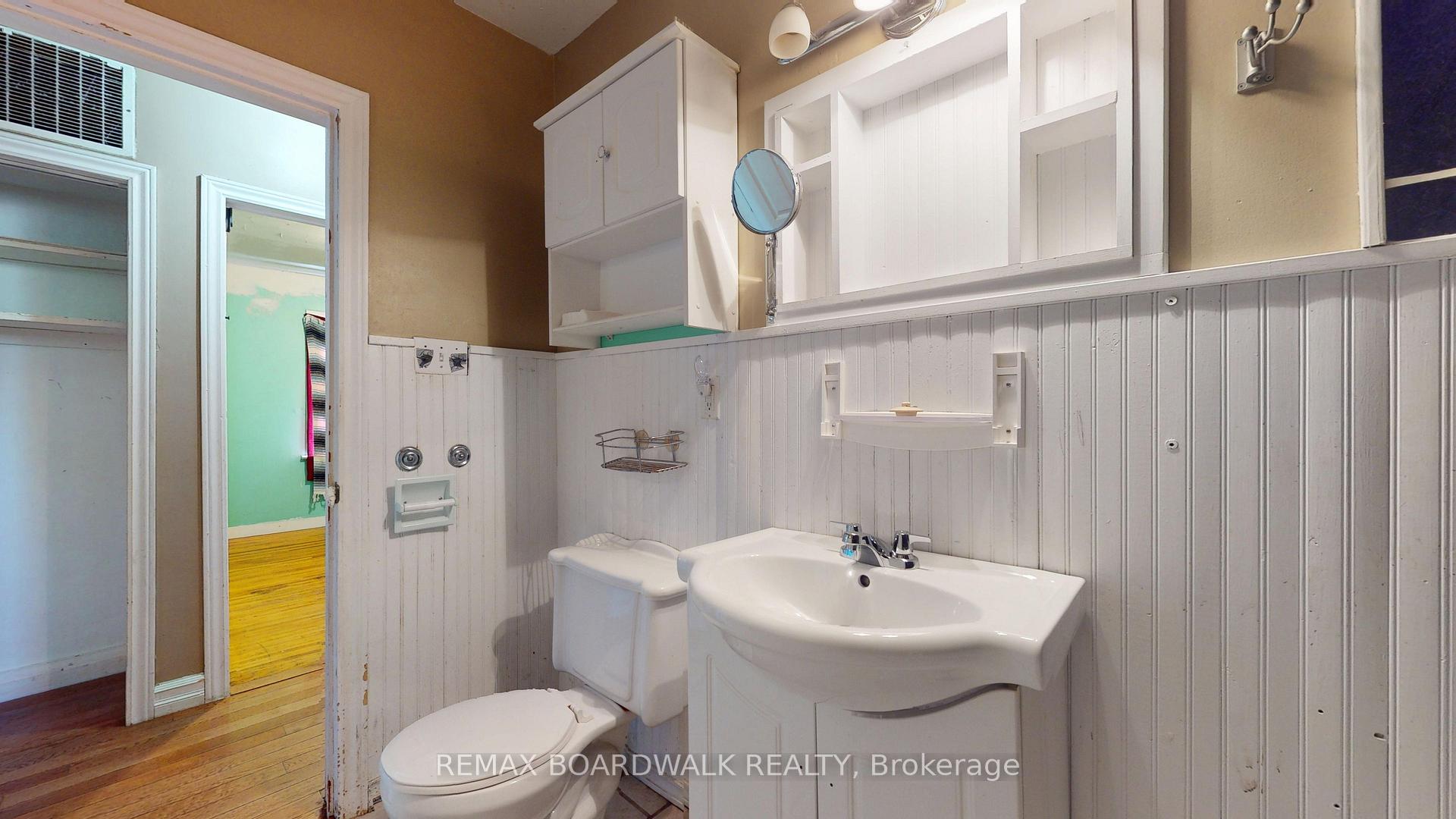 Photo 15 of 31 Wright Crescent, Brockville, Brockville — HOMEH