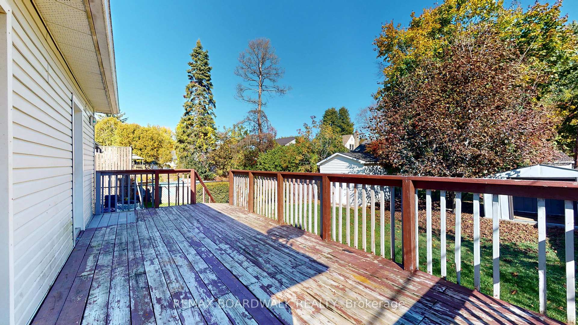 Photo 31 of 31 Wright Crescent, Brockville, Brockville — HOMEH