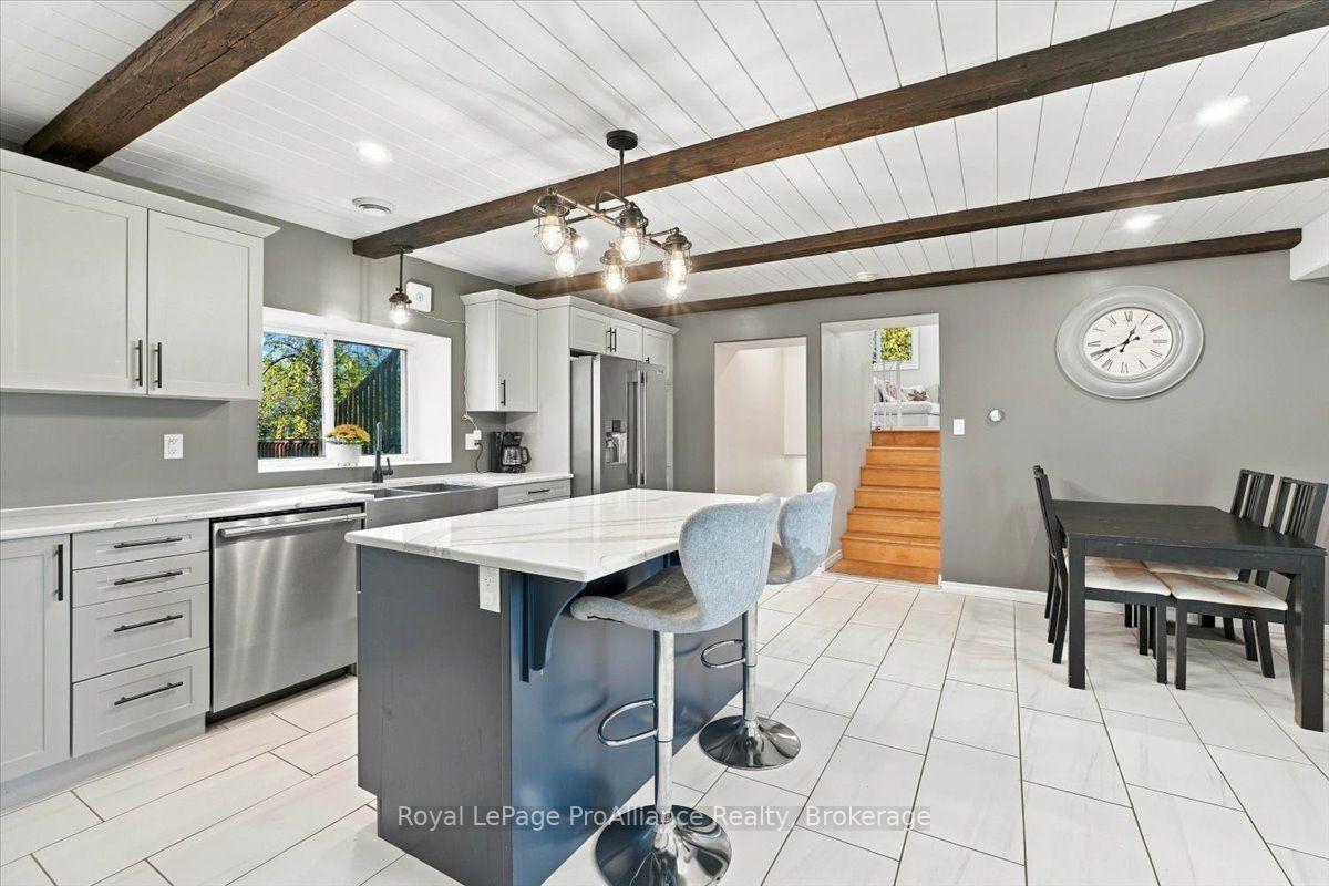 Photo 6 of 7303 Highway 37, Tweed, Hungerford (Twp) — HOMEH
