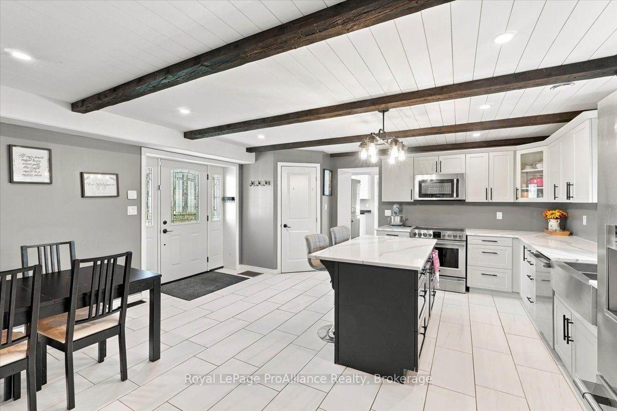 Photo 8 of 7303 Highway 37, Tweed, Hungerford (Twp) — HOMEH