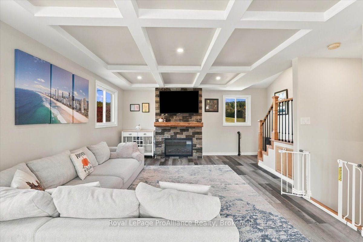 Photo 11 of 7303 Highway 37, Tweed, Hungerford (Twp) — HOMEH