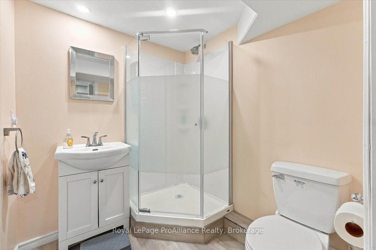 Photo 15 of 7303 Highway 37, Tweed, Hungerford (Twp) — HOMEH