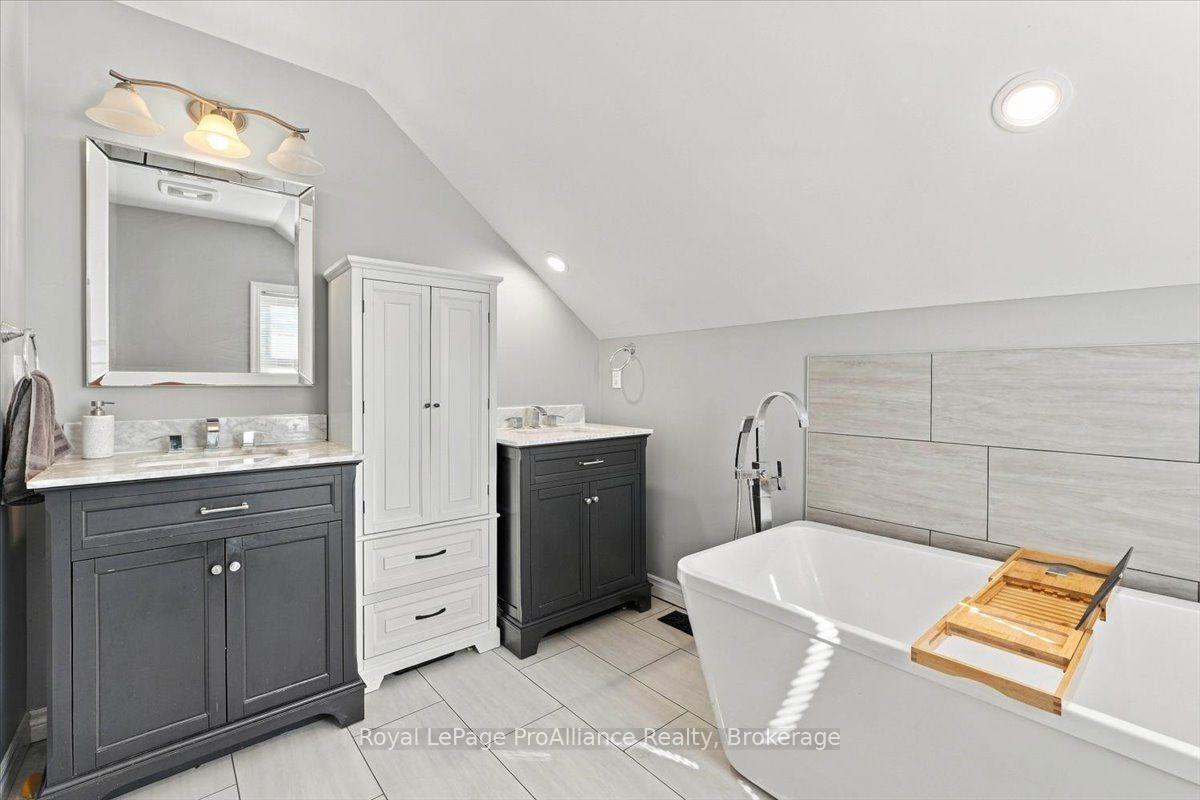 Photo 18 of 7303 Highway 37, Tweed, Hungerford (Twp) — HOMEH