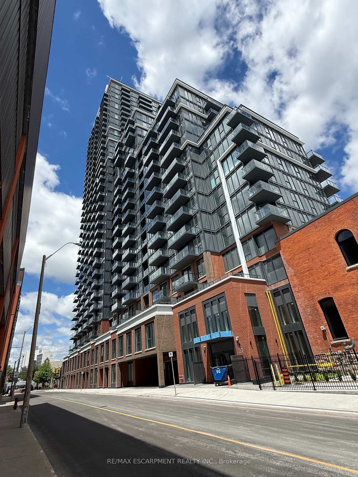 Photo of Unit 526, 75 James Street S