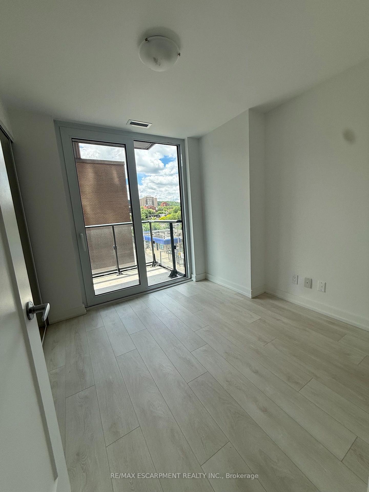 Photo 8 of Unit 526, 75 James Street S, Hamilton, Beasley — HOMEH