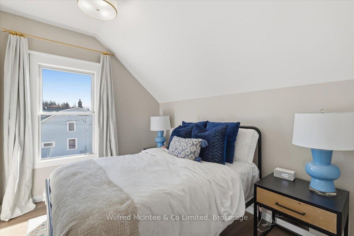Photo 20 of 425 Yonge Street S, Brockton — HOMEH