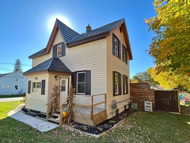 Photo 6 of 425 Yonge Street S, Brockton — HOMEH
