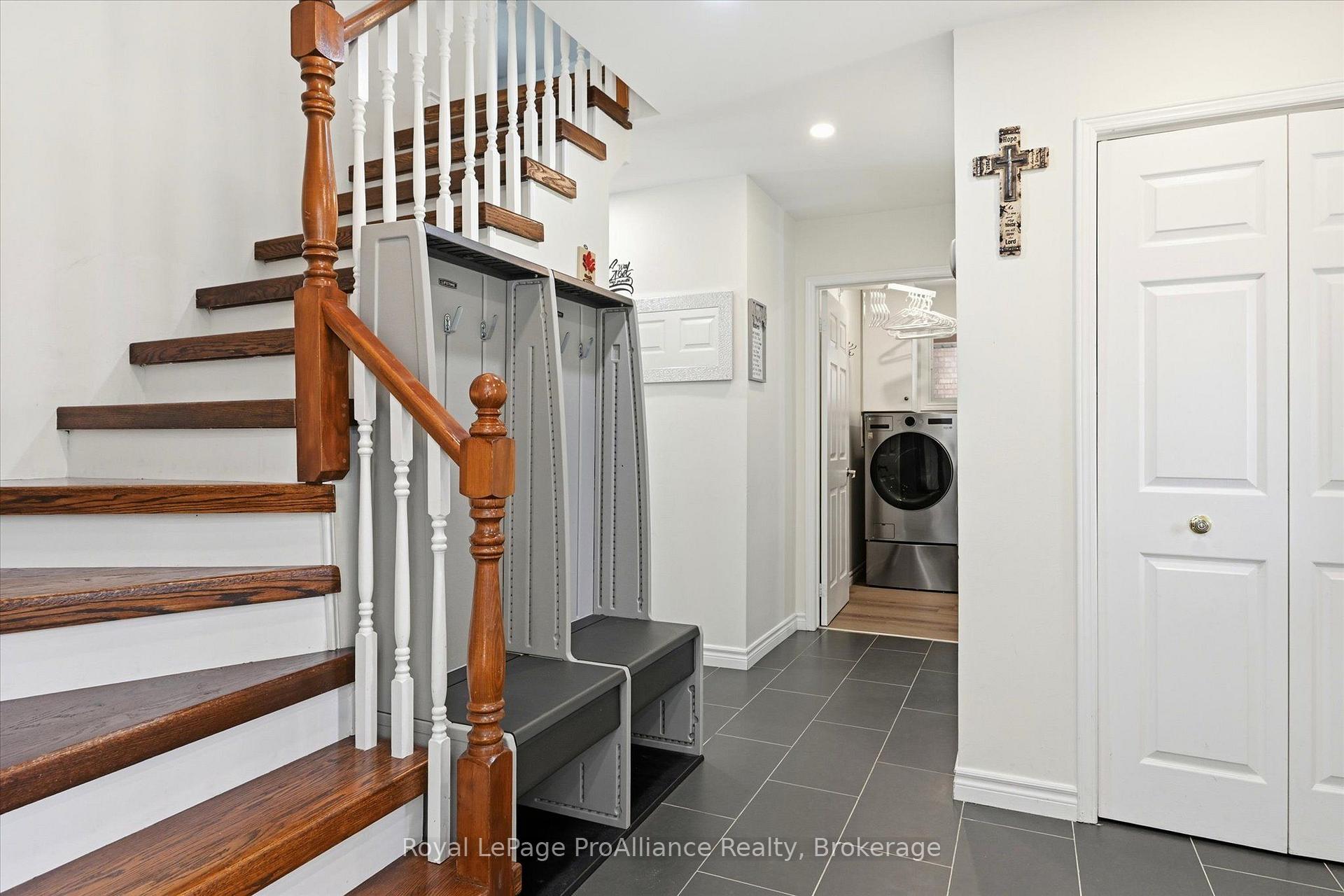 Photo 29 of 1316 Scollard Drive, Peterborough, Ashburnham Ward 4 — HOMEH