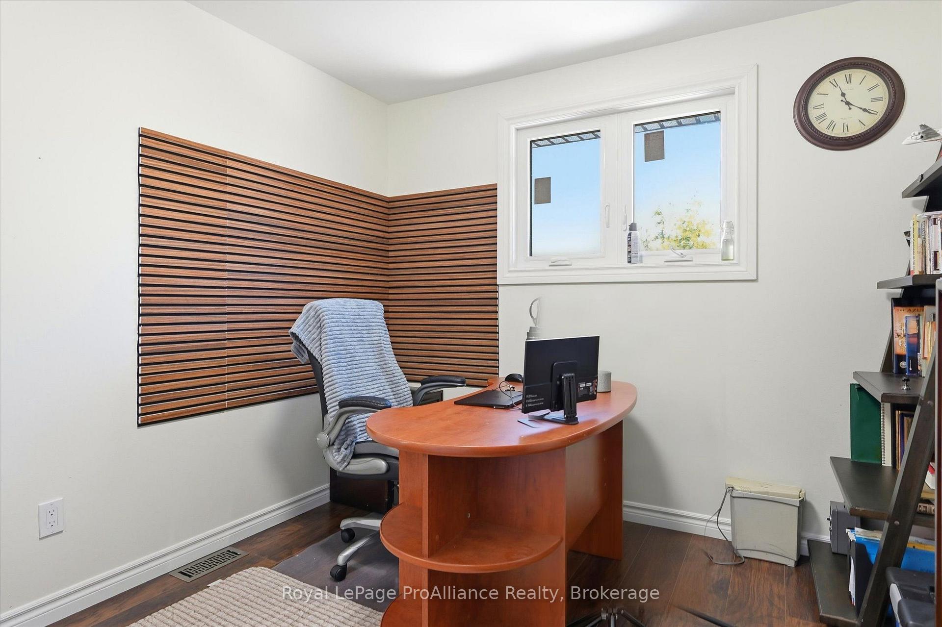Photo 35 of 1316 Scollard Drive, Peterborough, Ashburnham Ward 4 — HOMEH