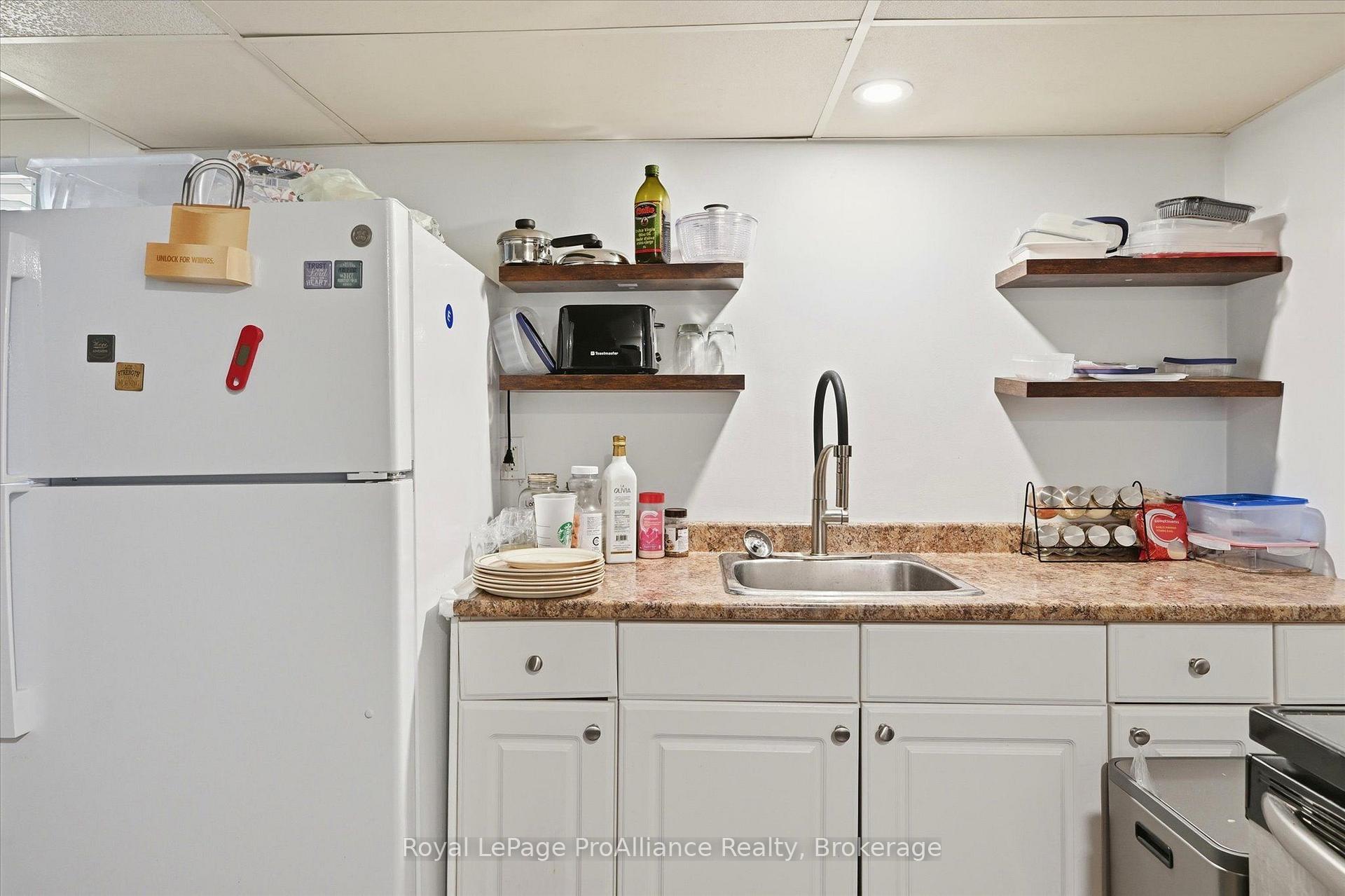 Photo 42 of 1316 Scollard Drive, Peterborough, Ashburnham Ward 4 — HOMEH