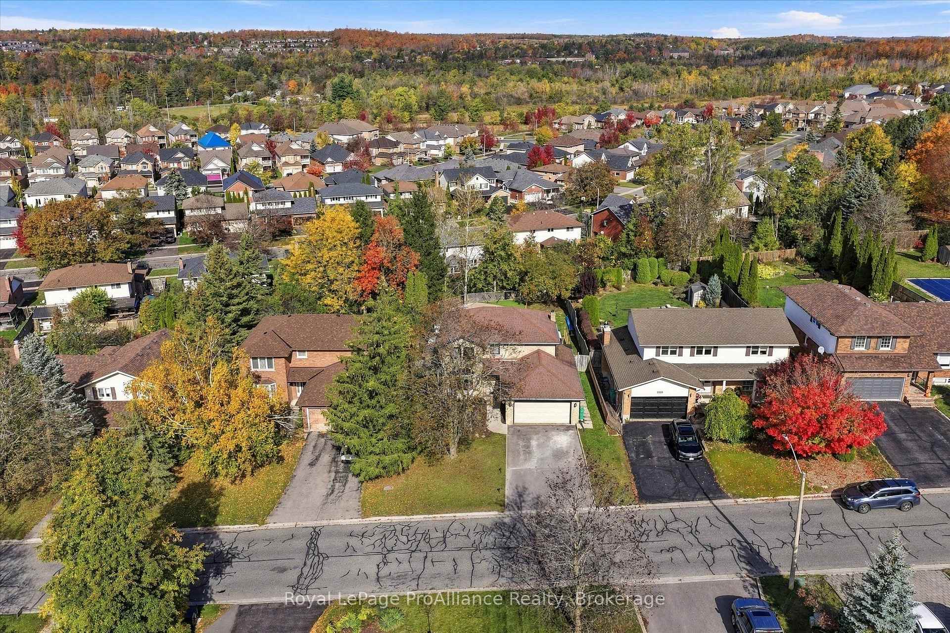Photo 48 of 1316 Scollard Drive, Peterborough, Ashburnham Ward 4 — HOMEH