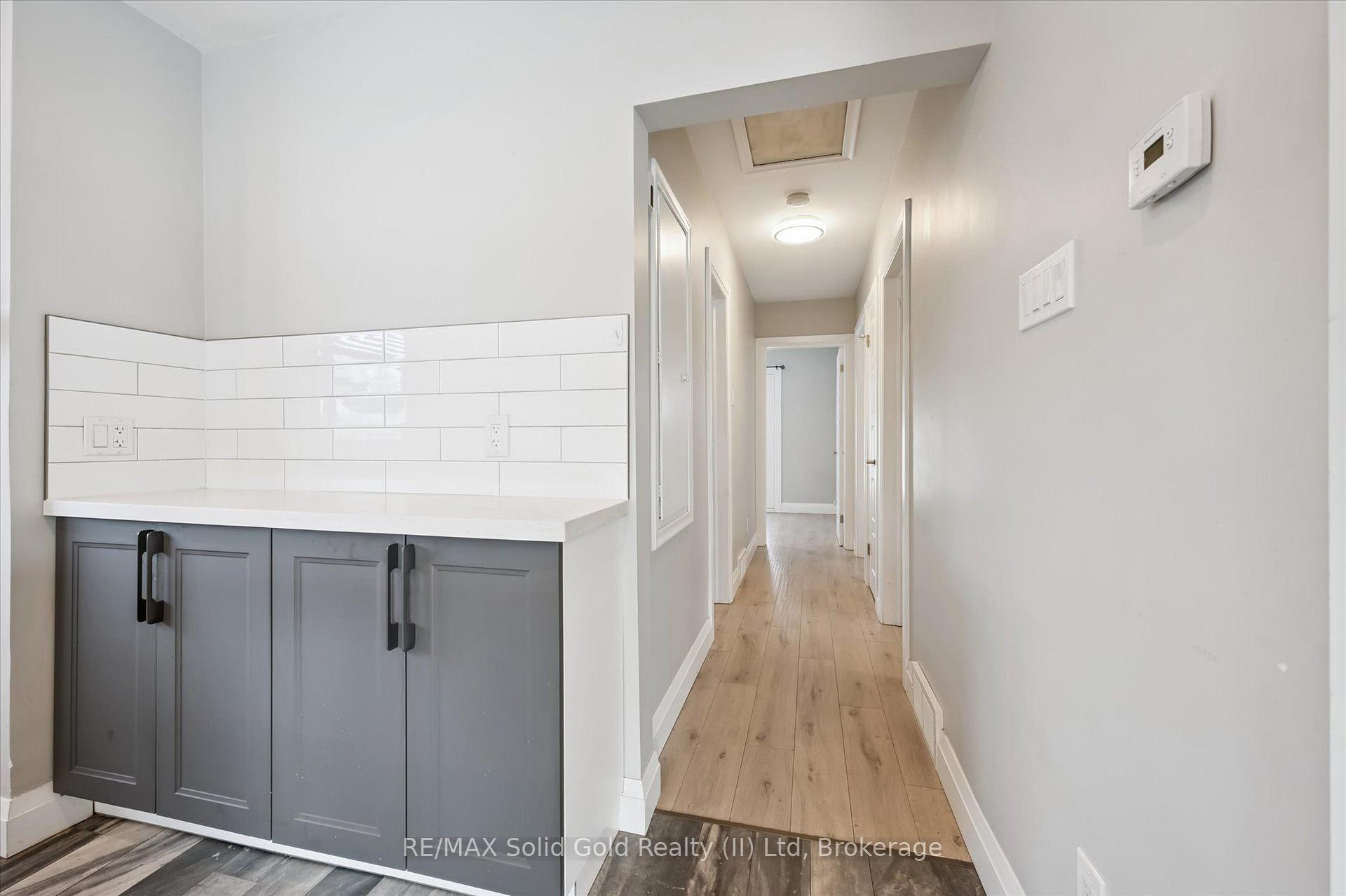 Photo 15 of Unit Upper, 192 Glen Road, Kitchener, St. Marys Hospital — HOMEH