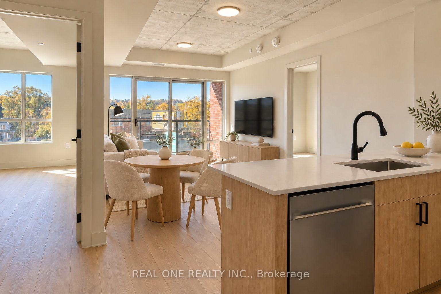 Photo 6 of Unit 313, 810 King Street W, Hamilton, Westdale — HOMEH