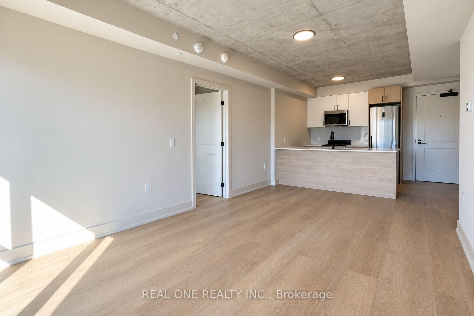Photo 29 of Unit 313, 810 King Street W, Hamilton, Westdale — HOMEH
