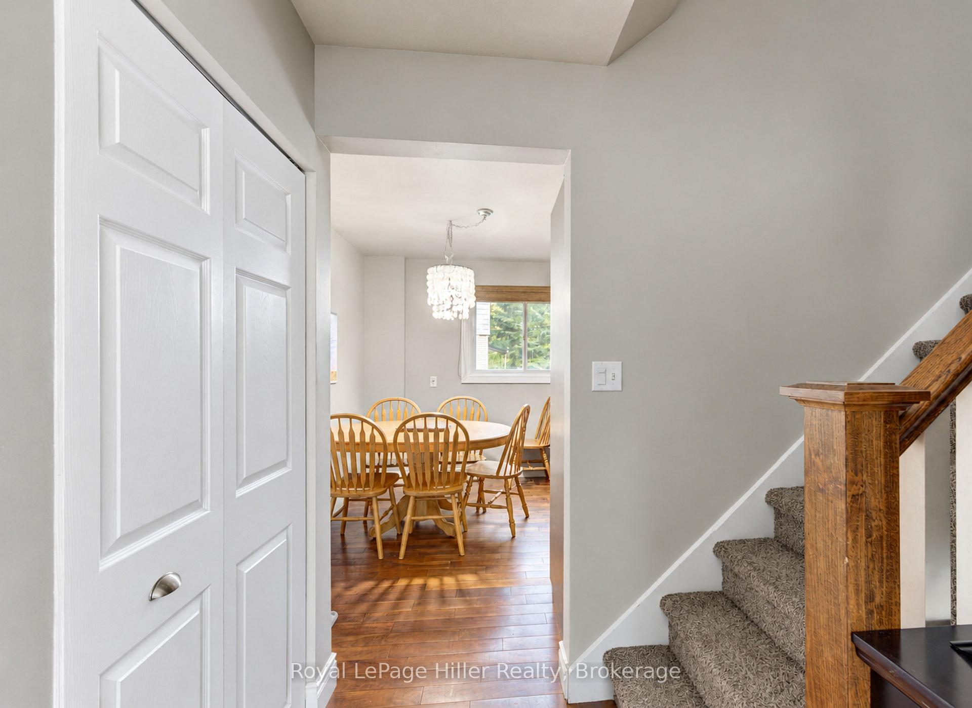 Photo 10 of 163 Elgin Crescent, Stratford — HOMEH
