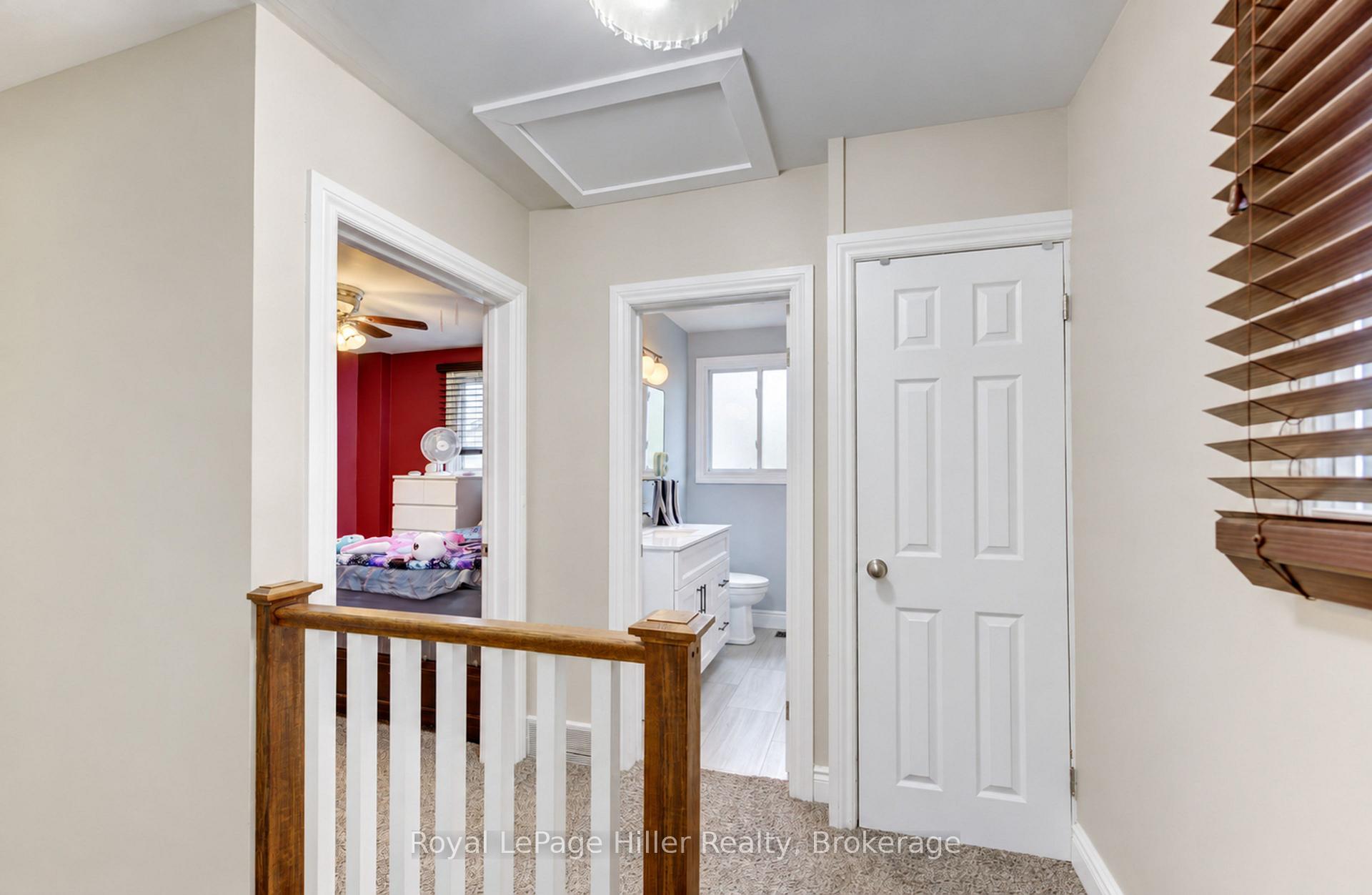 Photo 20 of 163 Elgin Crescent, Stratford — HOMEH