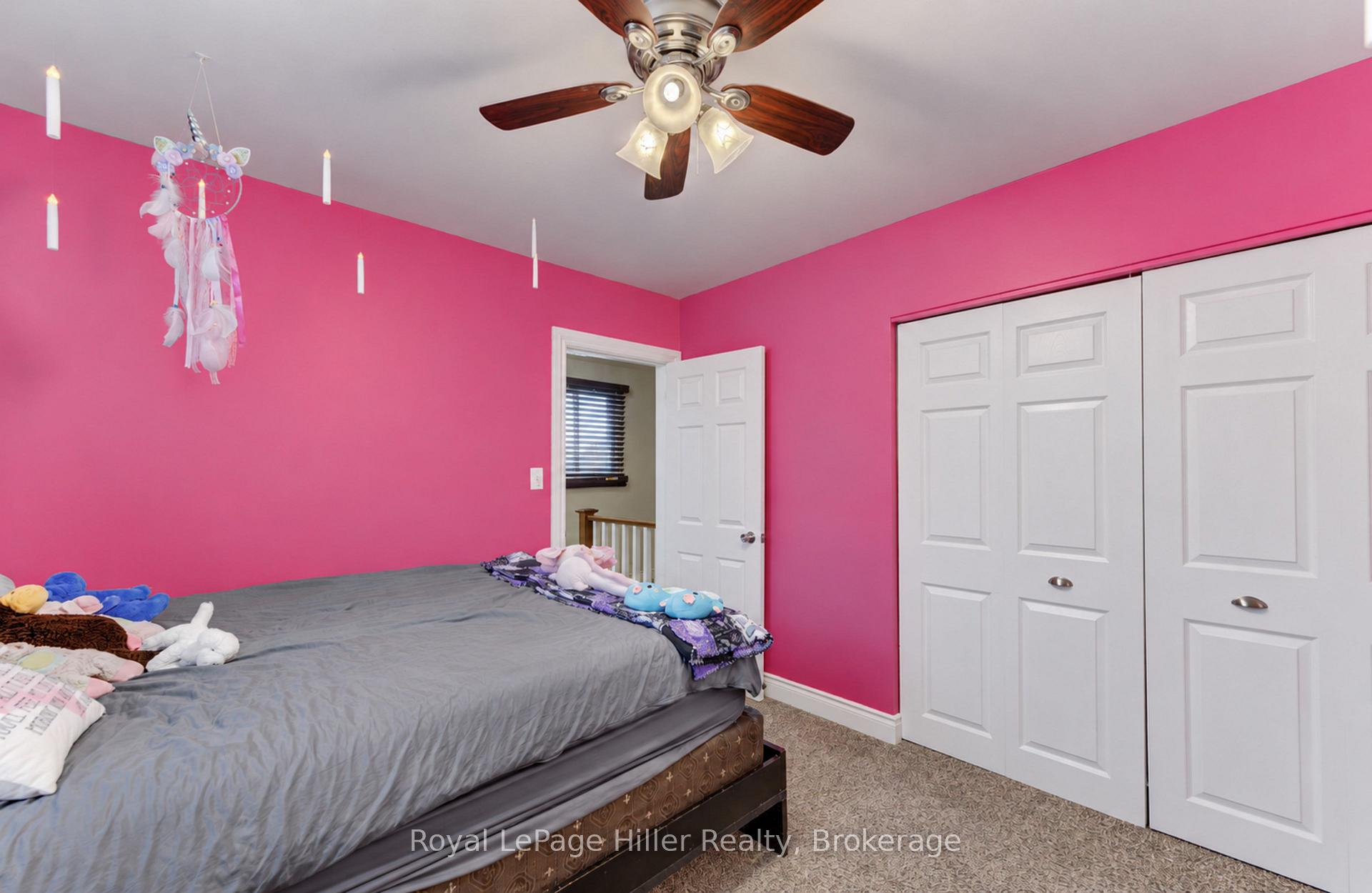 Photo 27 of 163 Elgin Crescent, Stratford — HOMEH