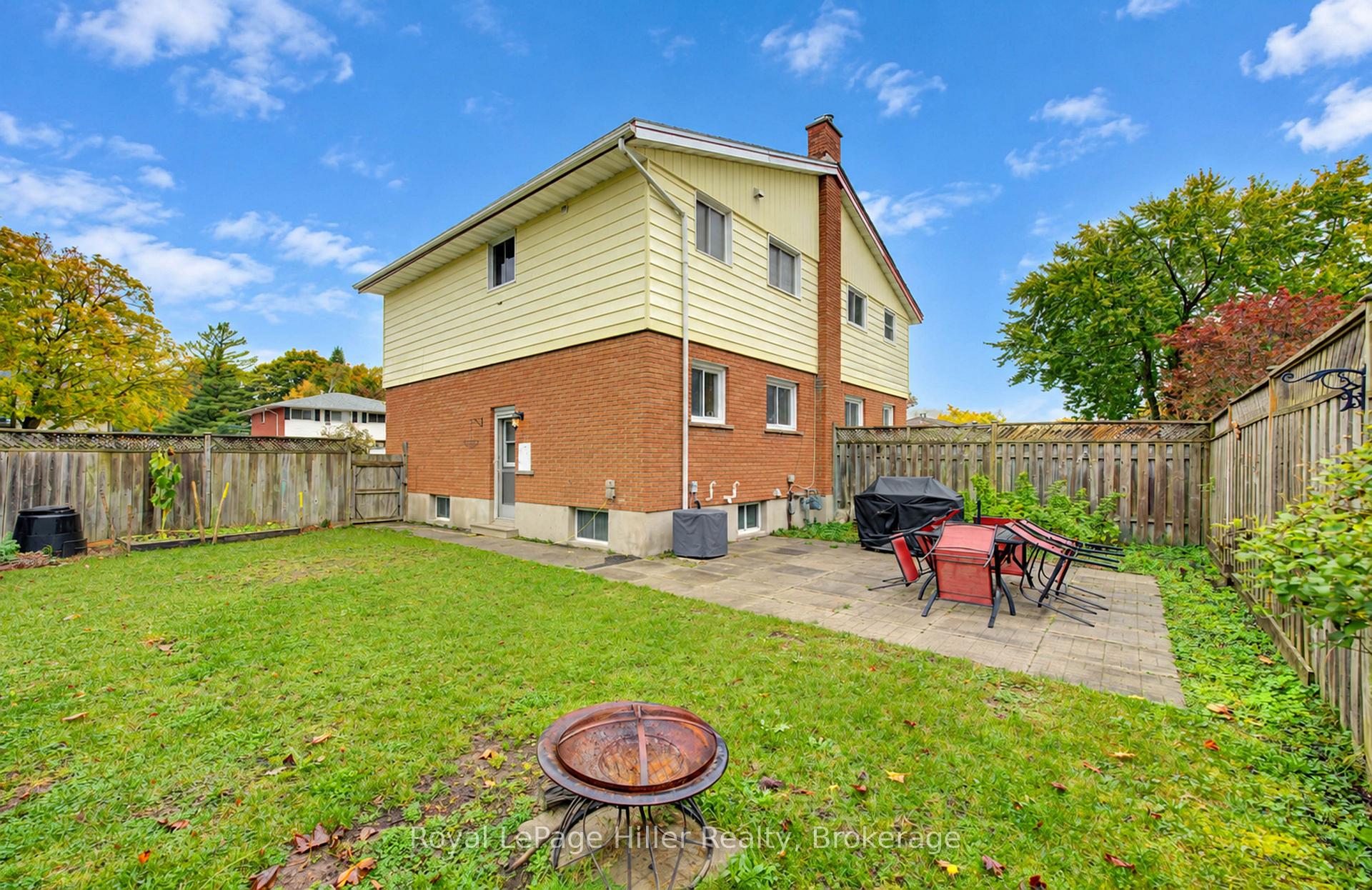 Photo 38 of 163 Elgin Crescent, Stratford — HOMEH