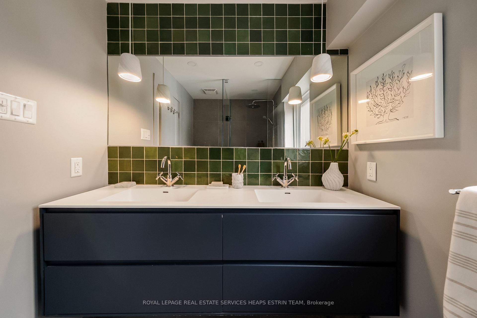 Photo 16 of 179 Yarmouth Road, Toronto, Dovercourt-Wallace Emerson-Junction — HOMEH