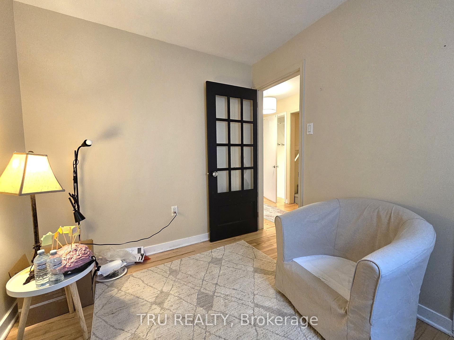 Photo 8 of 28 Arundel Avenue, Ottawa, Manor Park — HOMEH