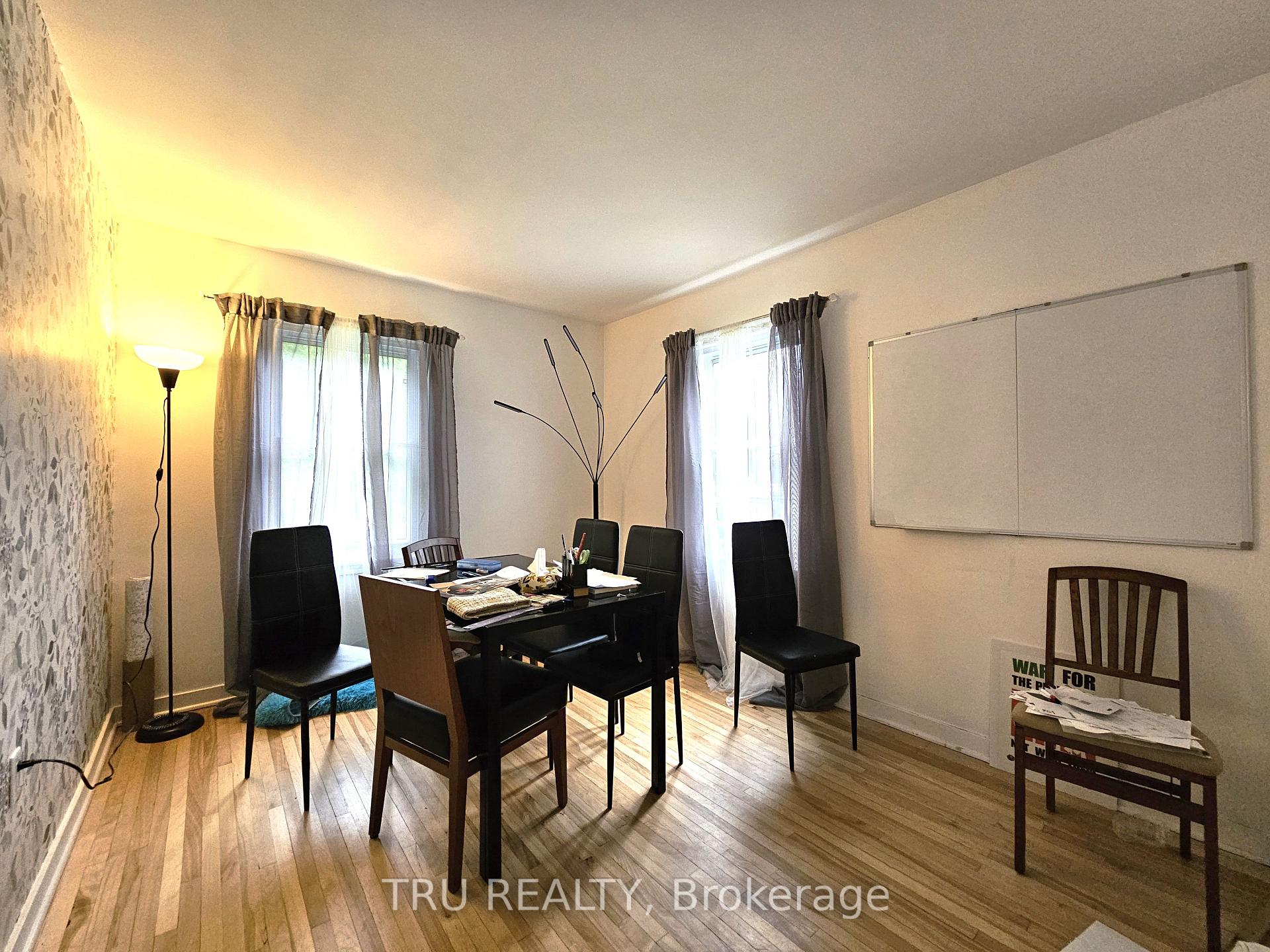 Photo 13 of 28 Arundel Avenue, Ottawa, Manor Park — HOMEH