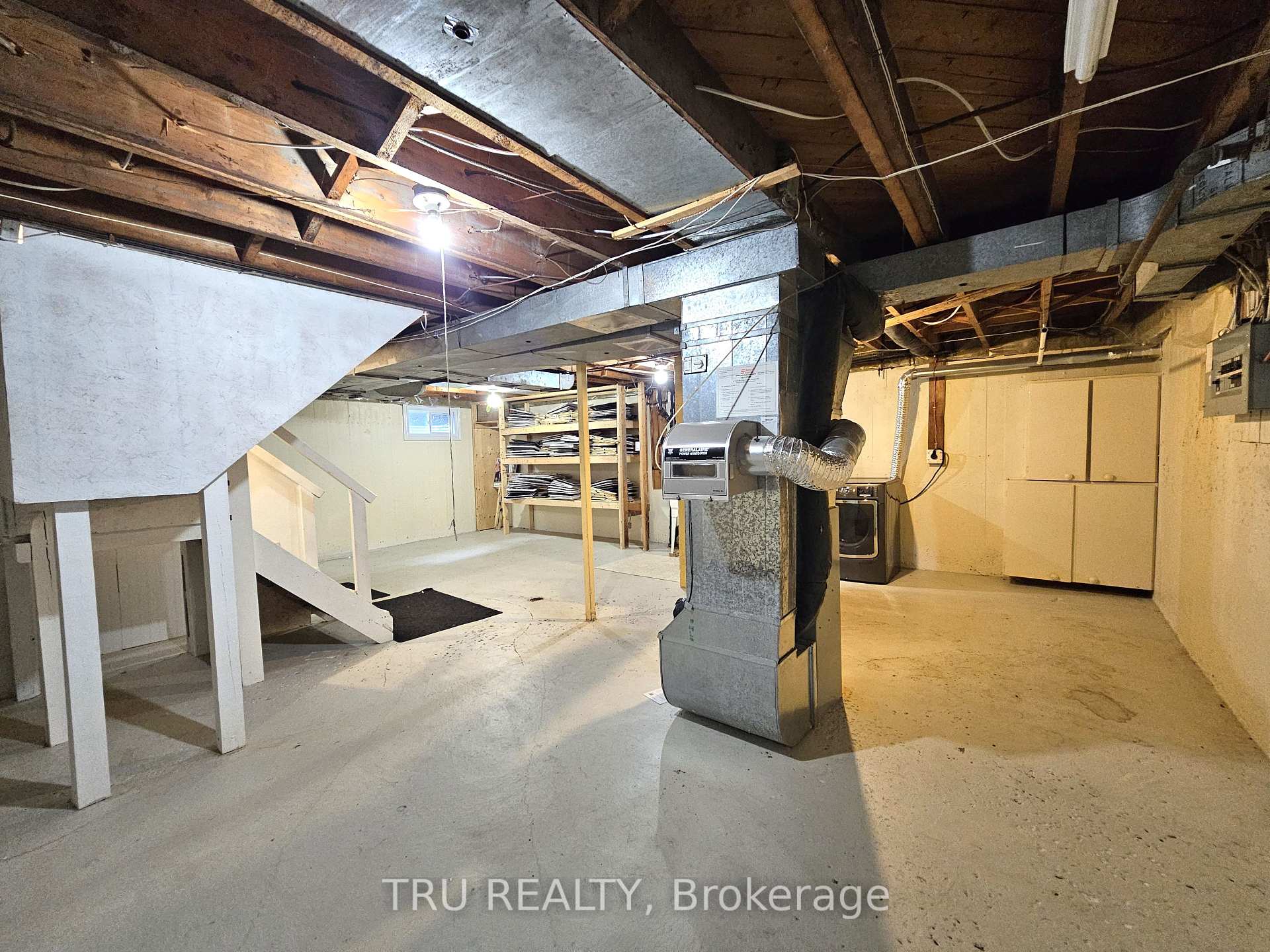 Photo 27 of 28 Arundel Avenue, Ottawa, Manor Park — HOMEH