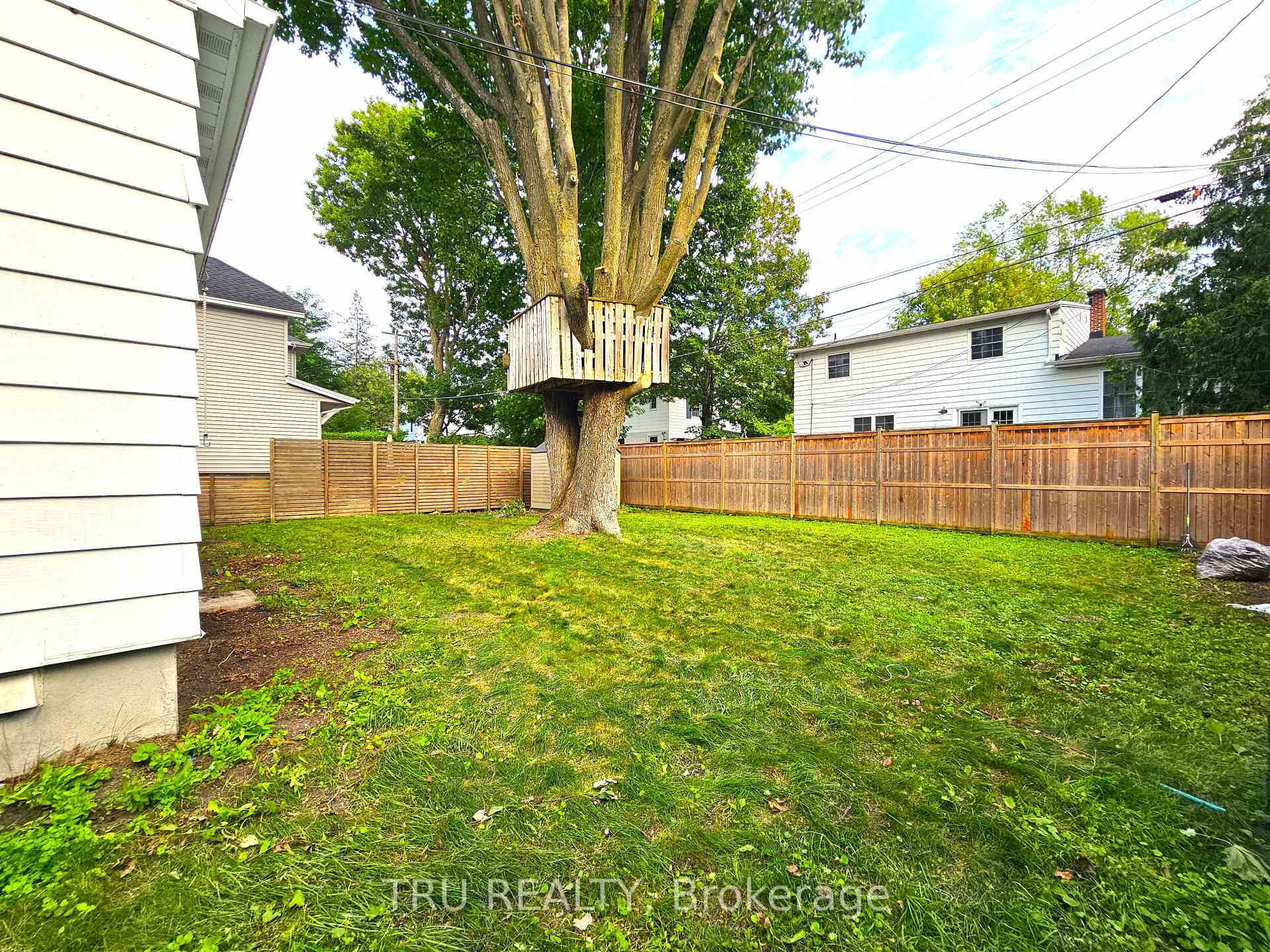 Photo 30 of 28 Arundel Avenue, Ottawa, Manor Park — HOMEH